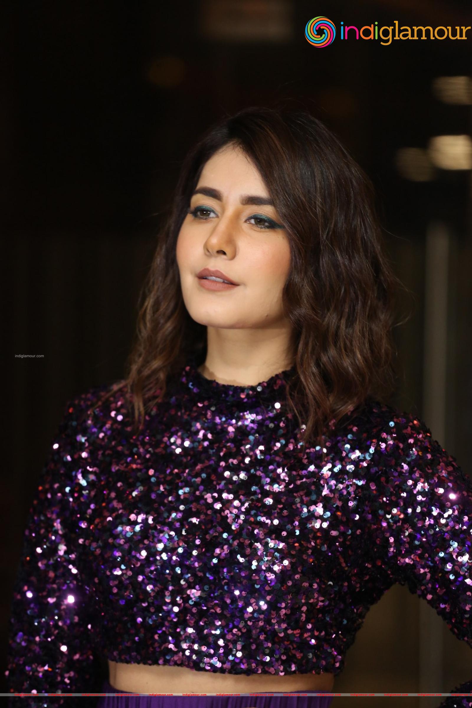 Raashi Khanna Actress hd photo