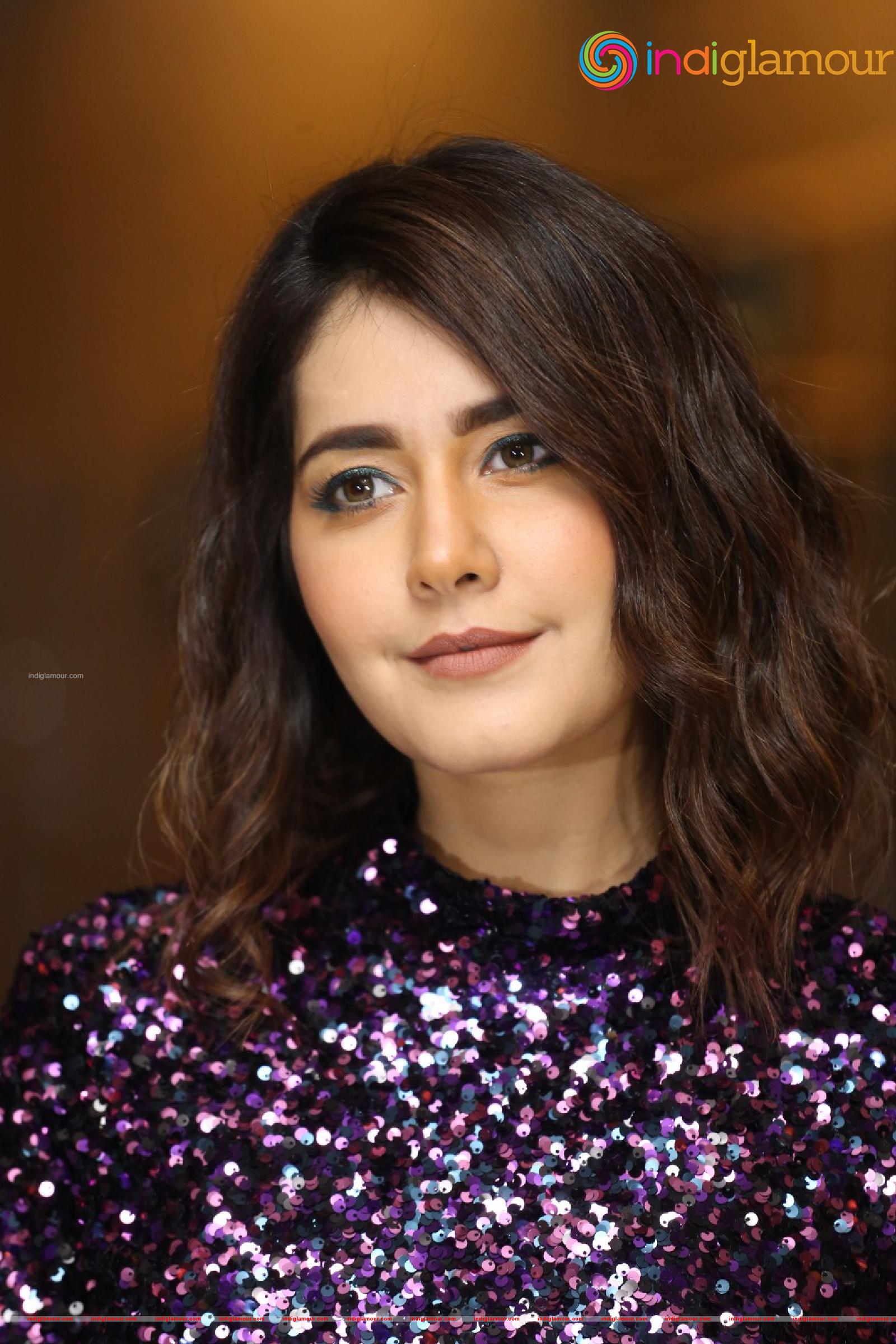 Raashi Khanna Actress hd photo