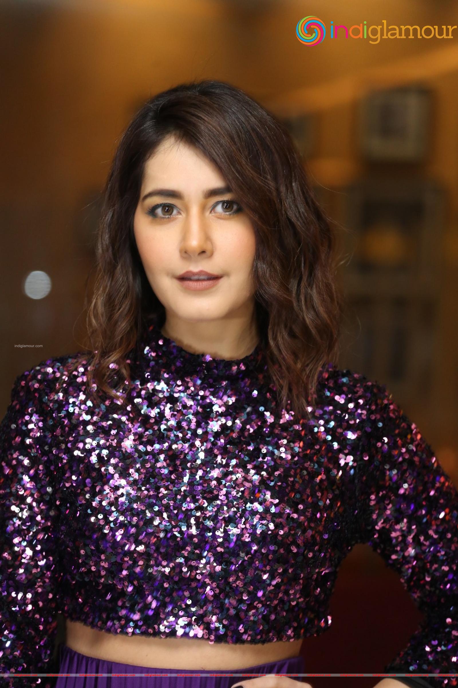 Raashi Khanna Actress hd photo