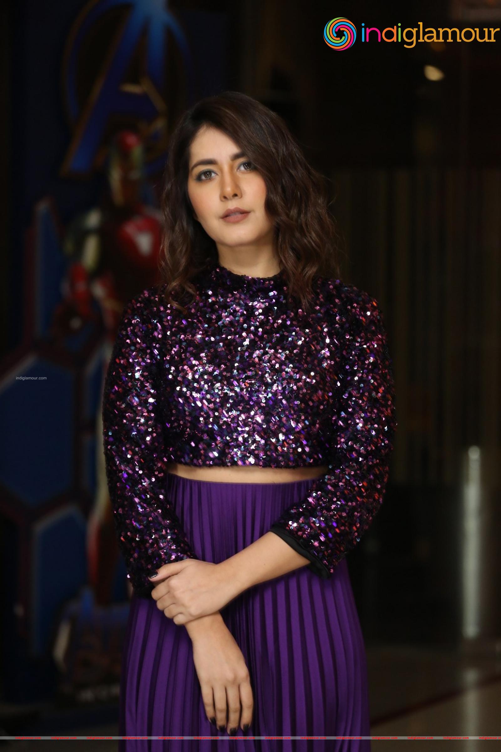 Raashi Khanna Actress hd photo