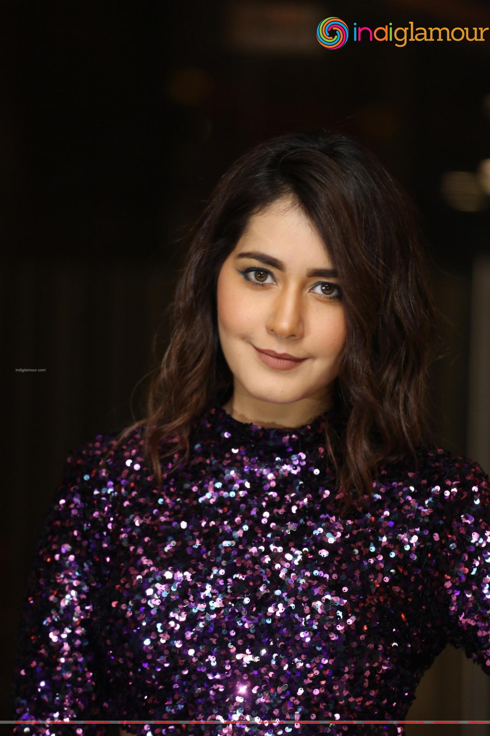 Raashi Khanna Actress hd photo