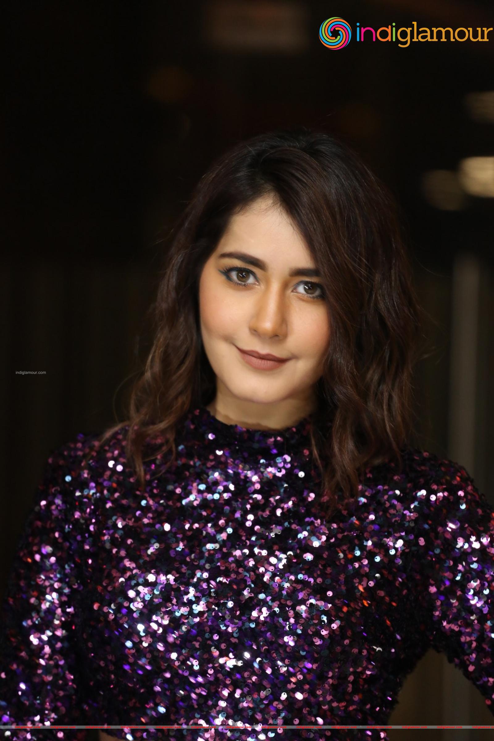 Raashi Khanna Actress hd photo