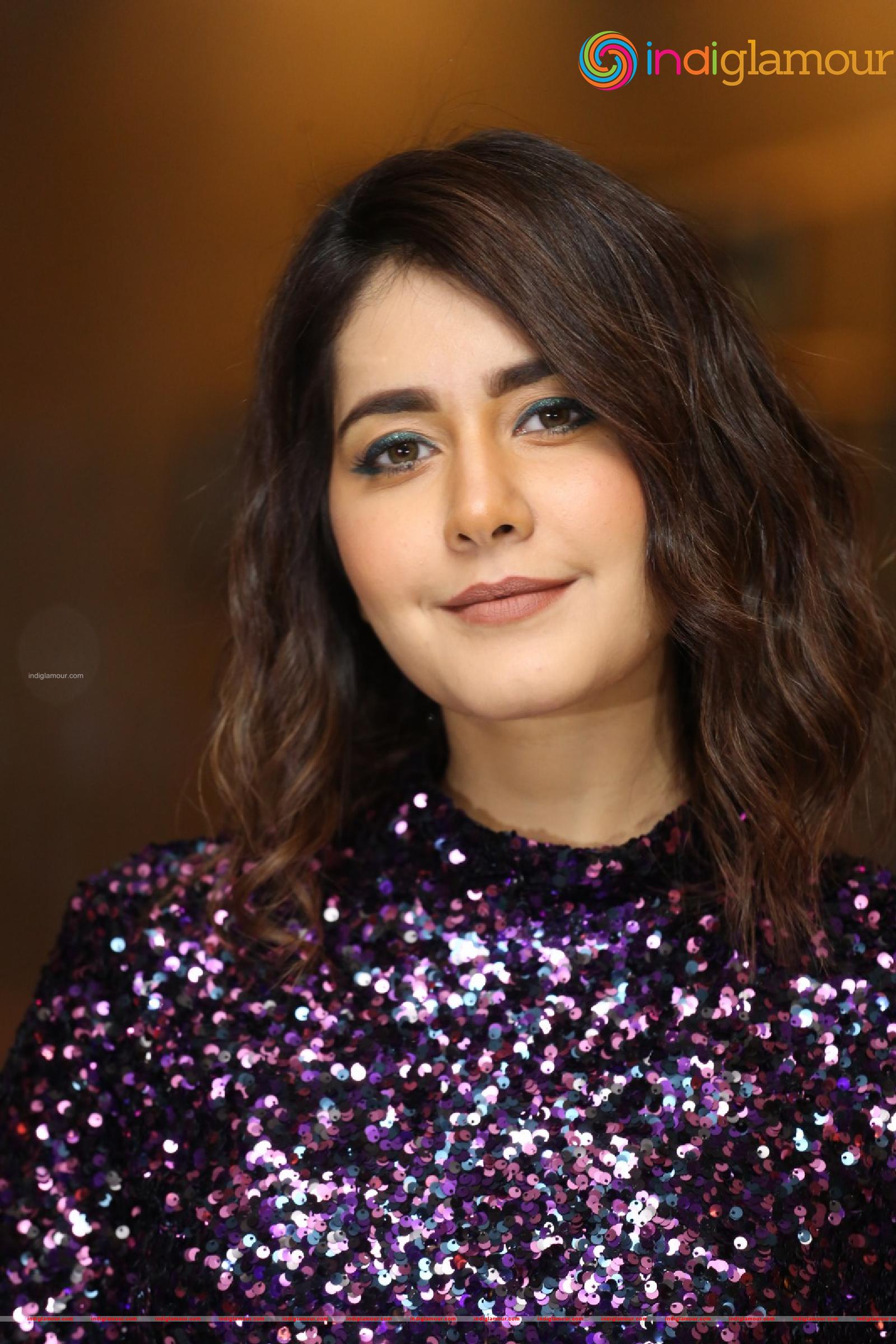 Raashi Khanna Actress hd photo