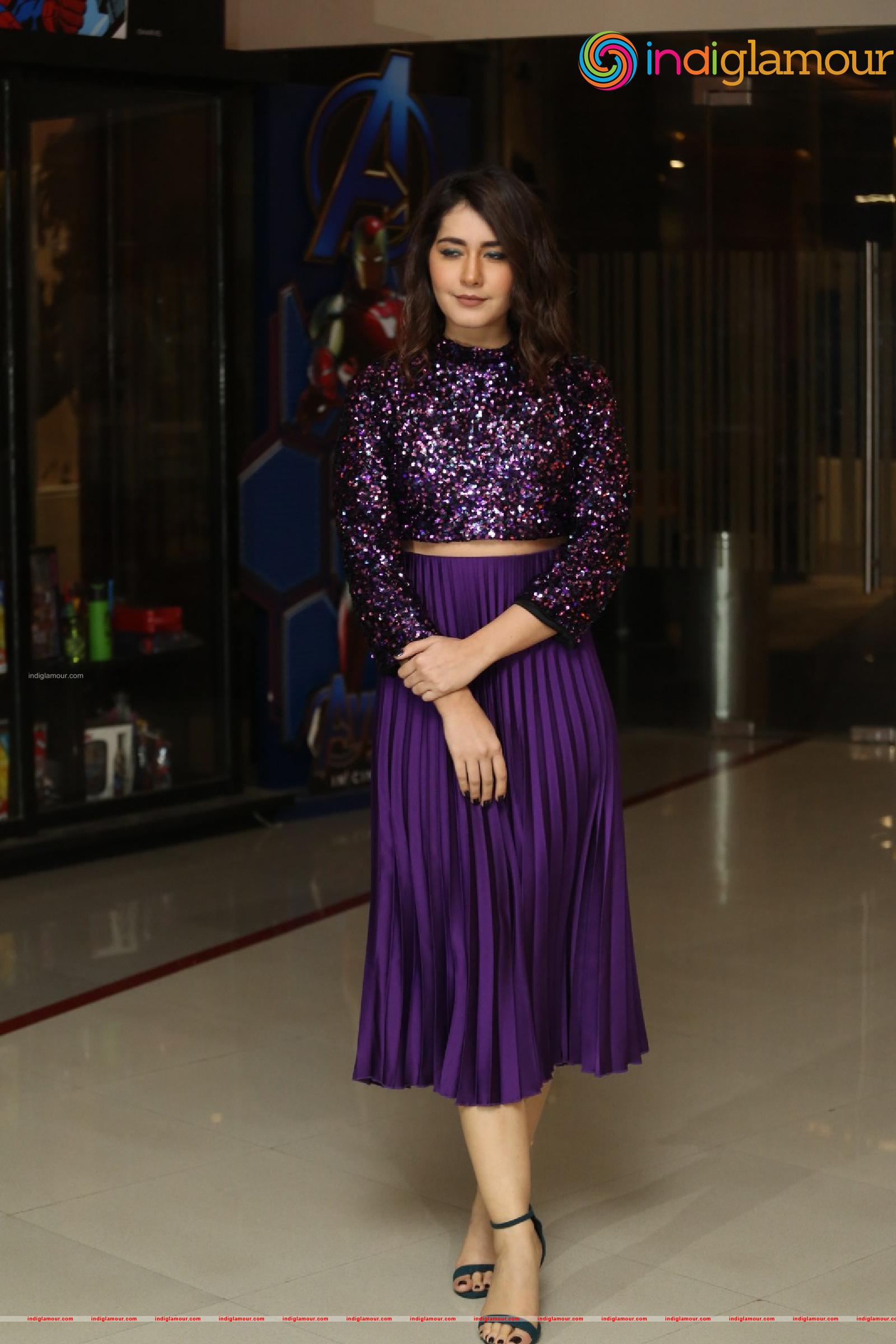 Raashi Khanna Actress hd photo