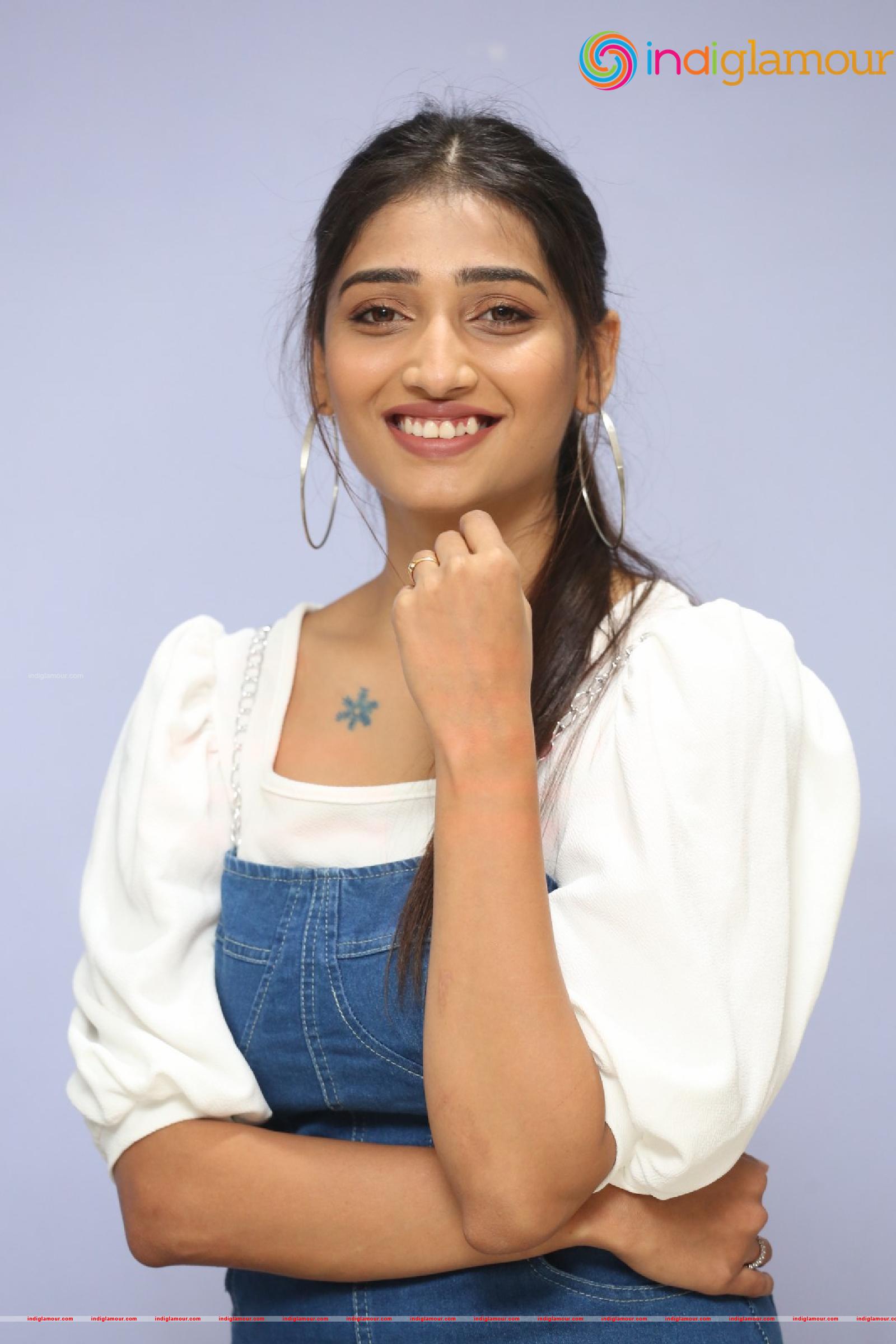 Priya Vadlamani Actress hd photo