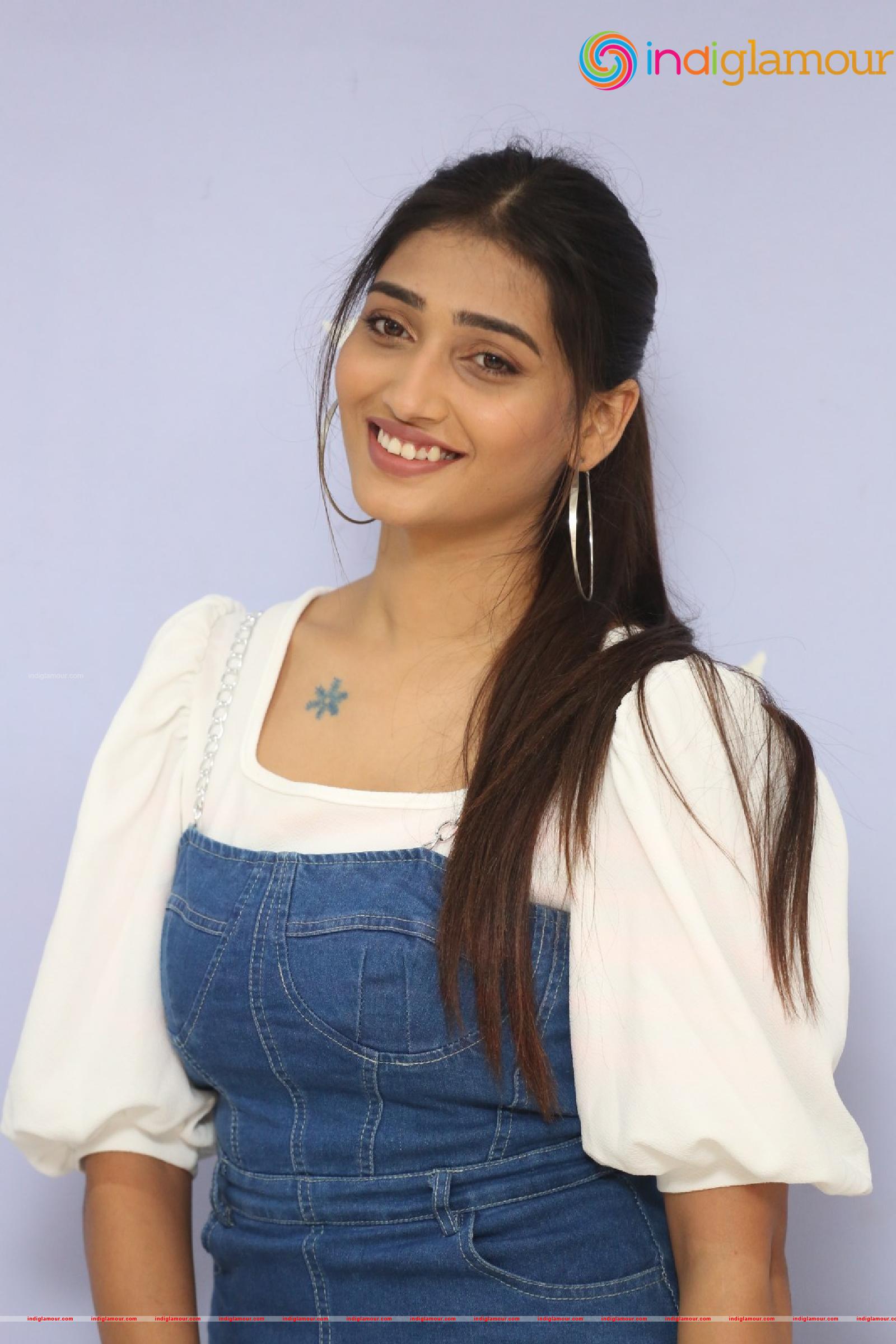 Priya Vadlamani Actress hd photo
