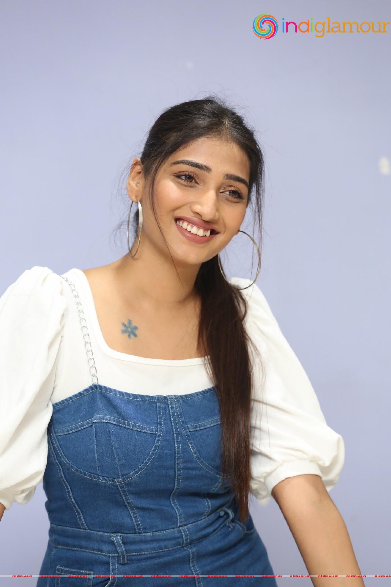Priya Vadlamani Actress hd photo