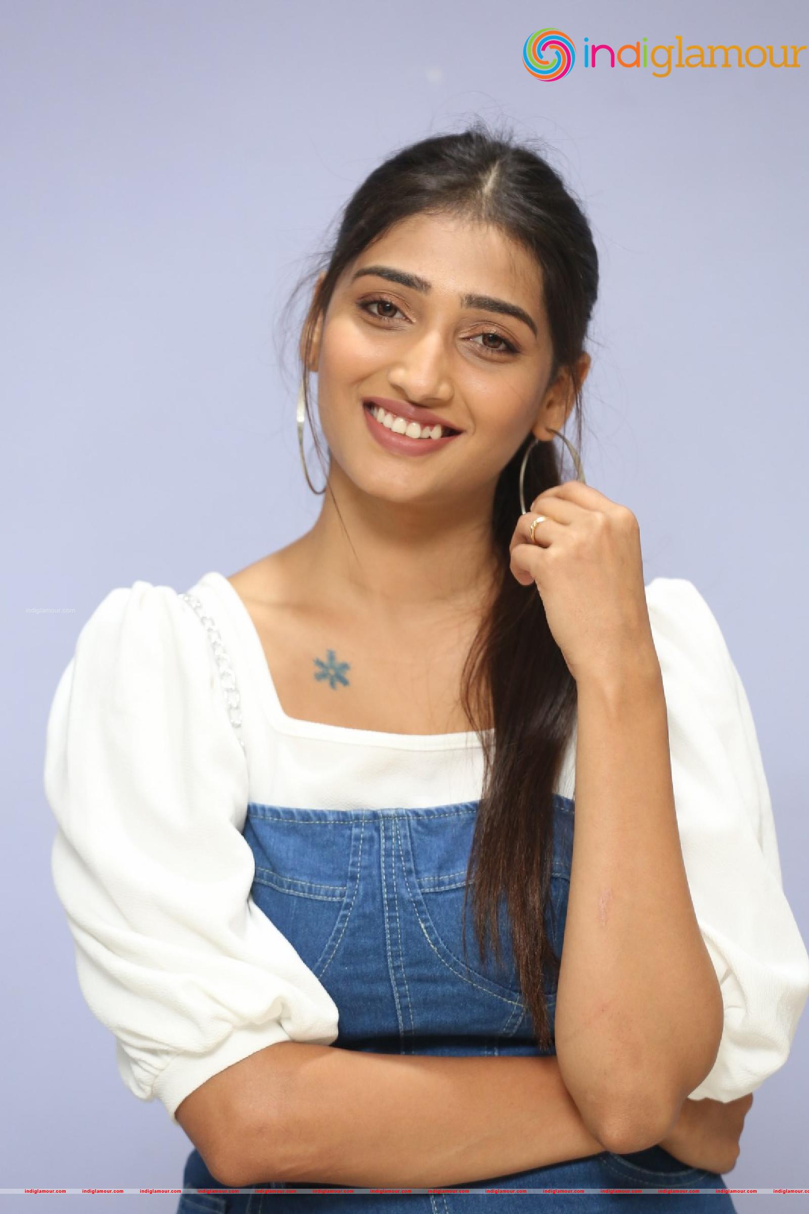 Priya Vadlamani Actress hd photo