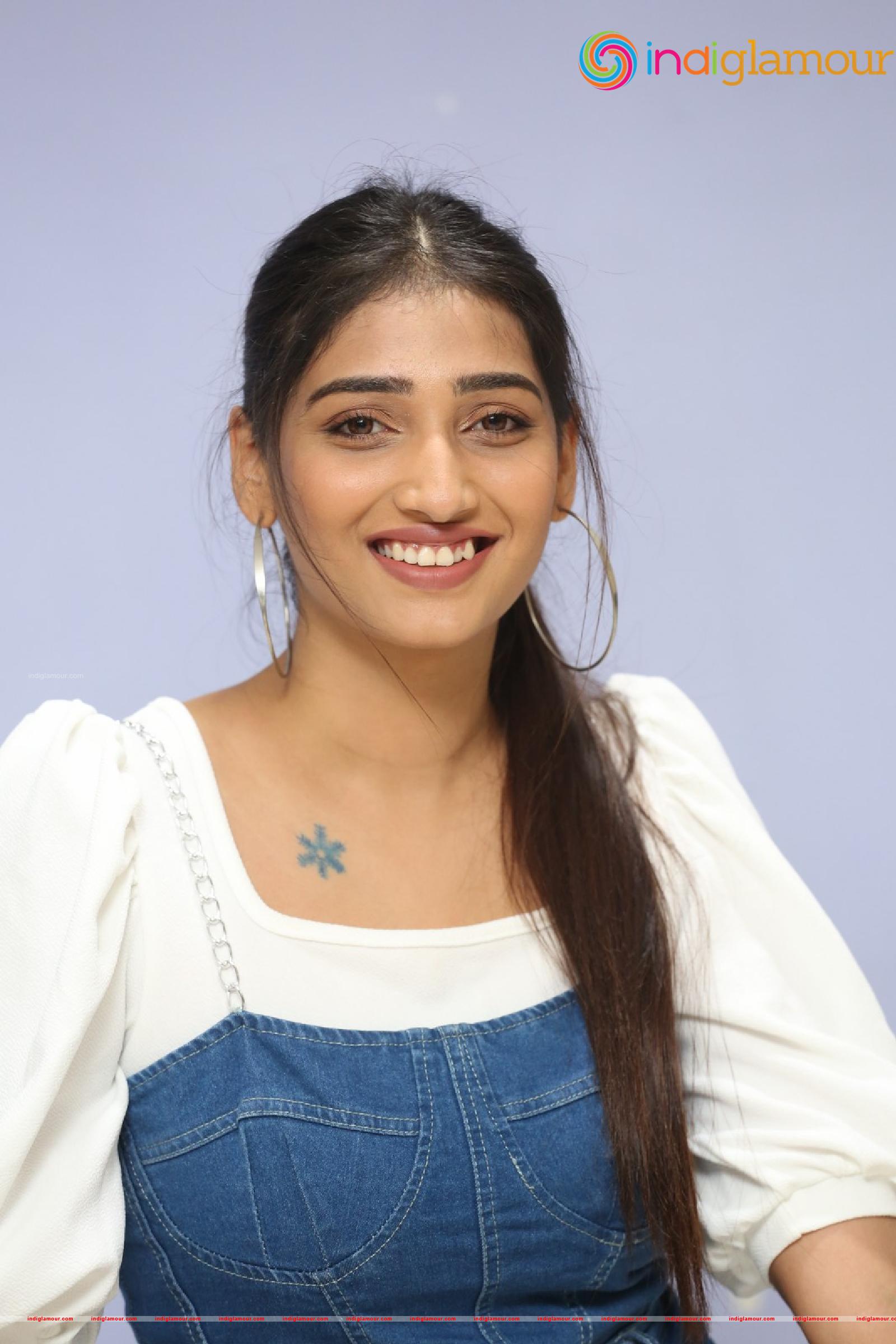 Priya Vadlamani Actress hd photo