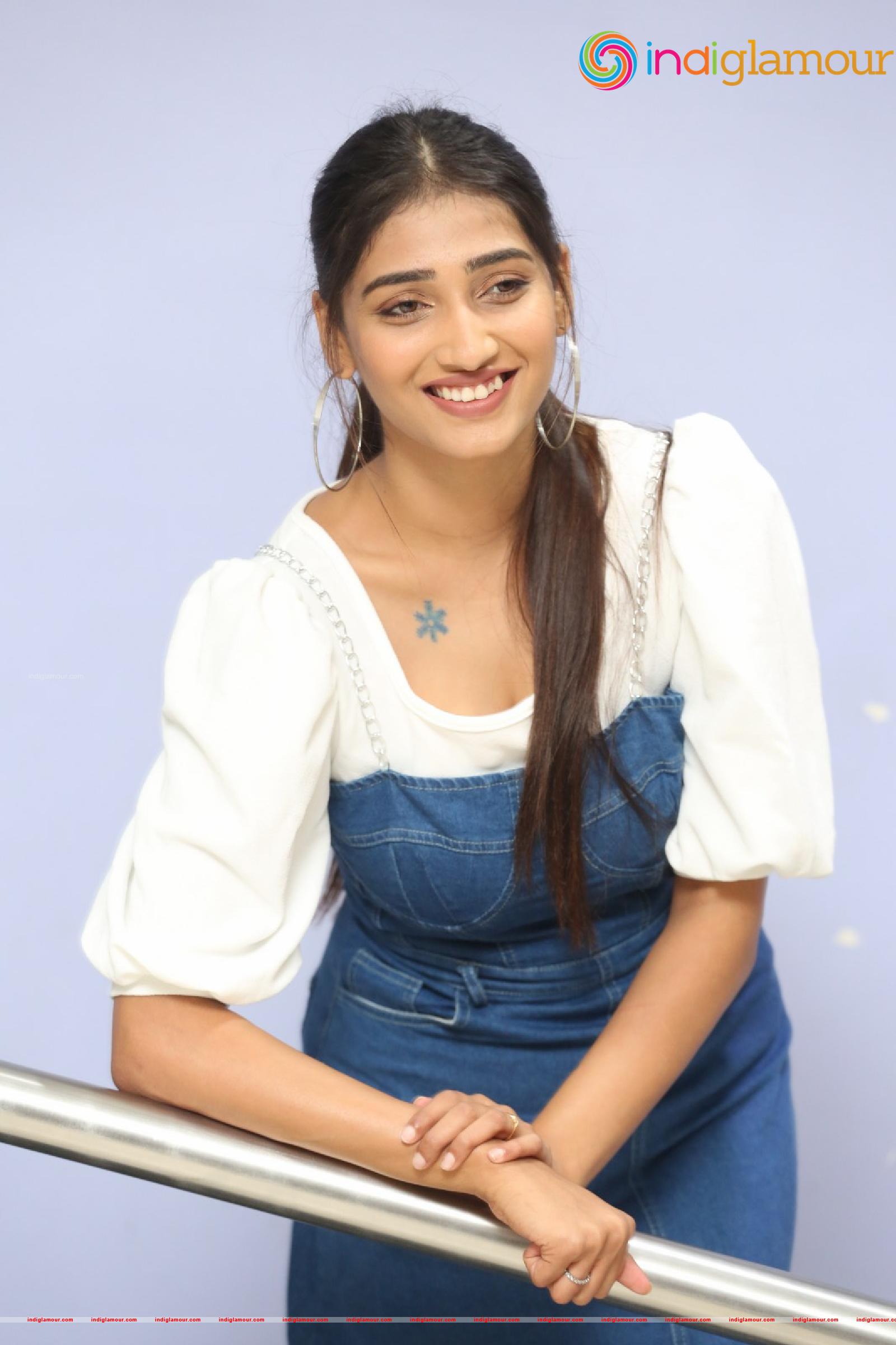 Priya Vadlamani Actress hd photo
