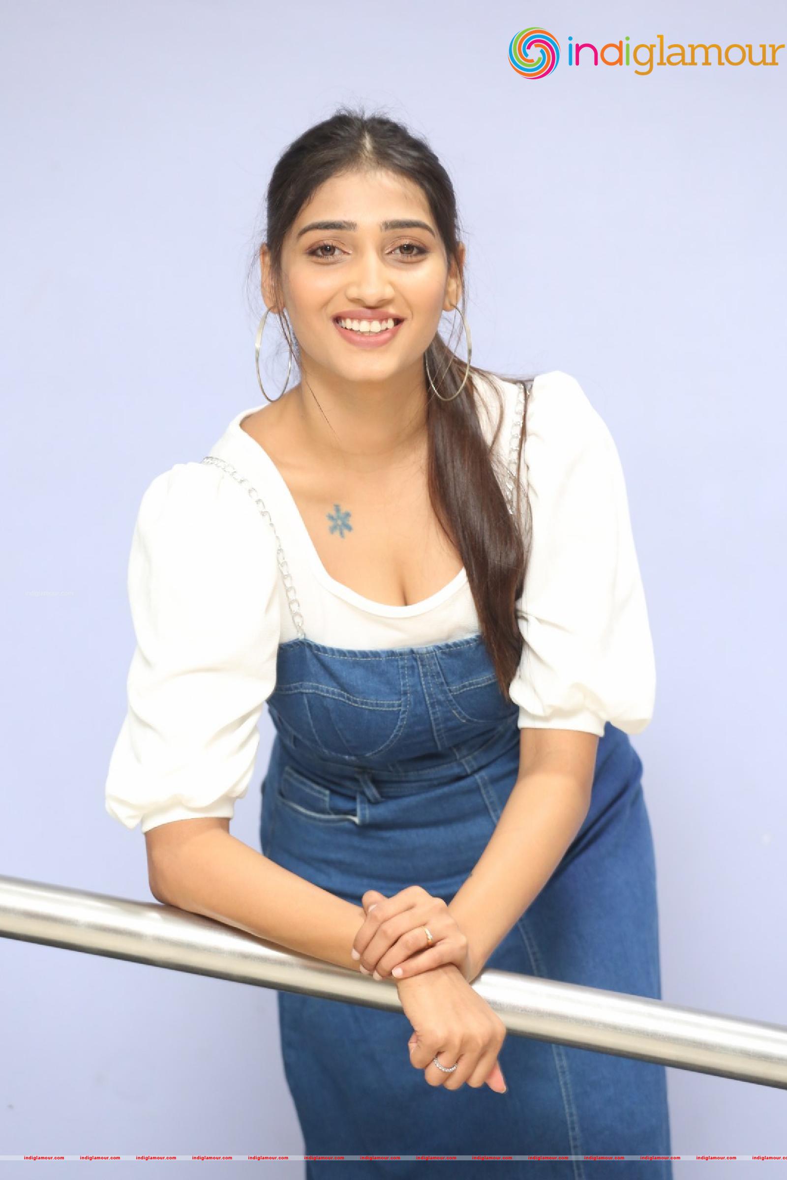 Priya Vadlamani Actress hd photo