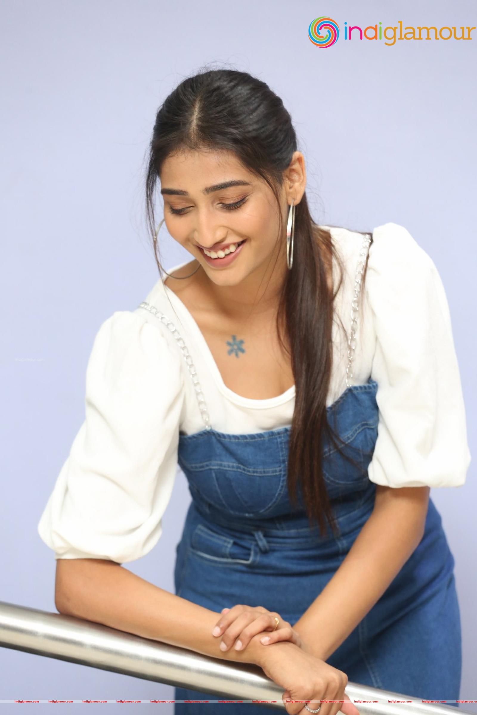 Priya Vadlamani Actress hd photo