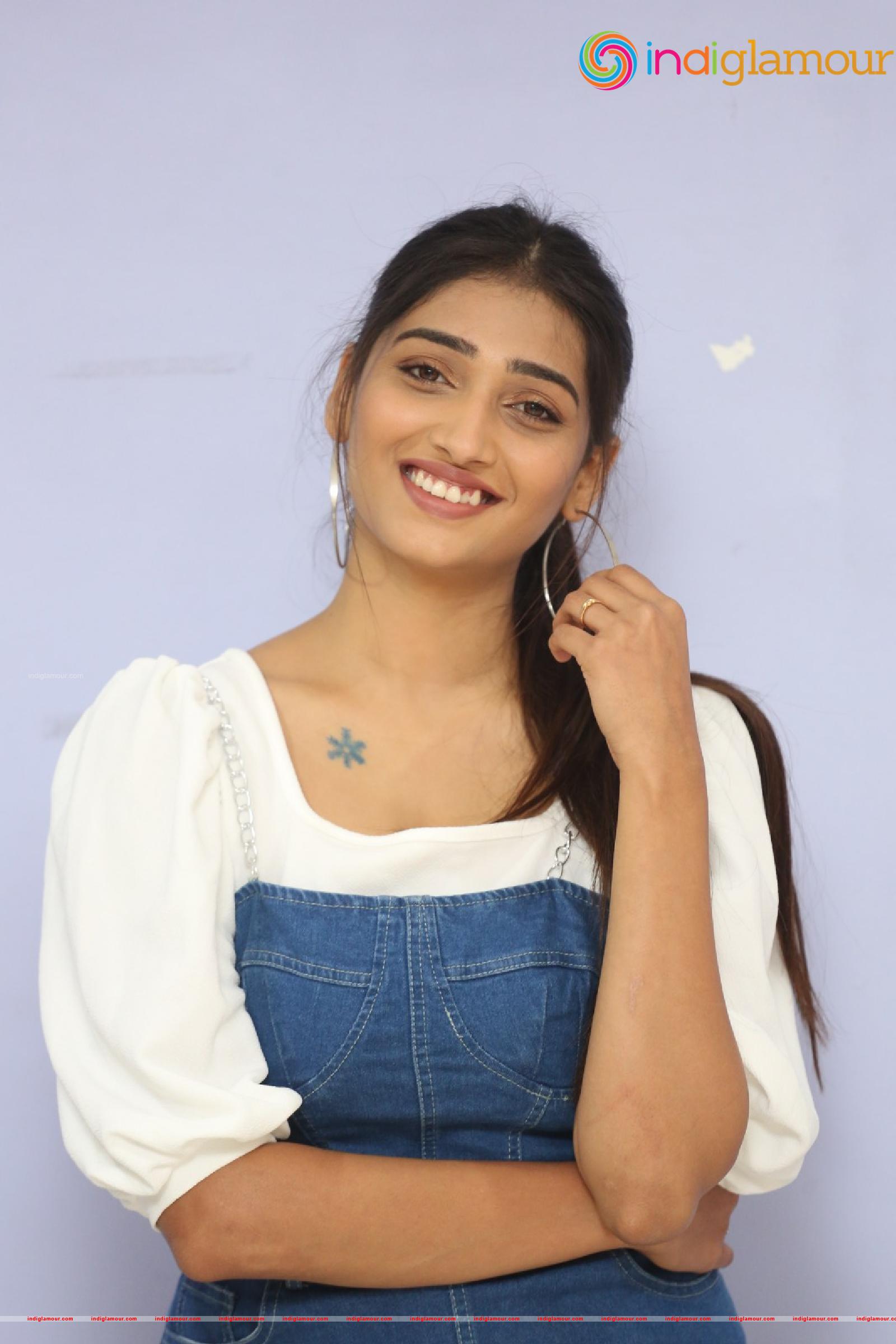 Priya Vadlamani Actress hd photo