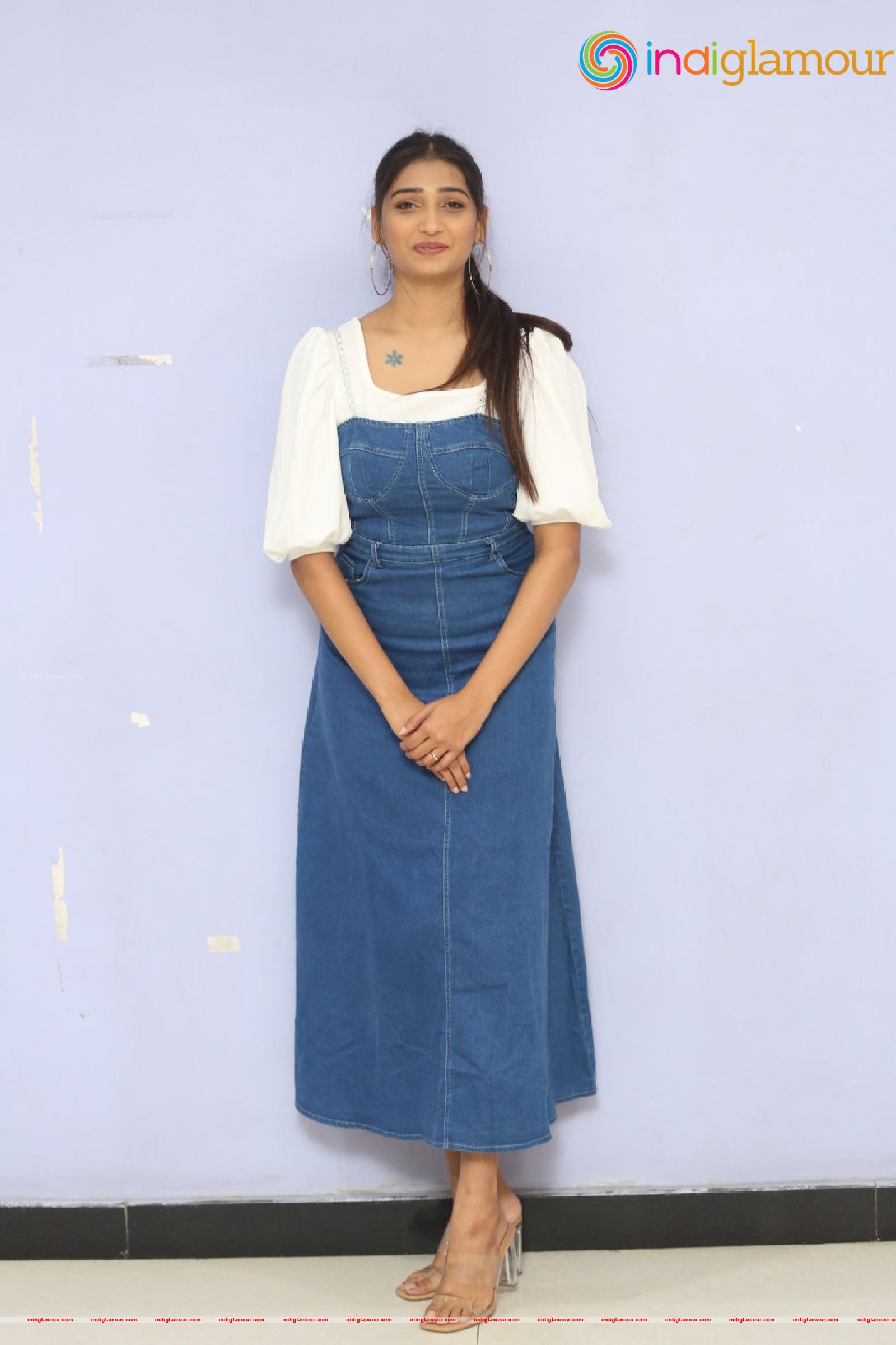 Priya Vadlamani Actress hd photo