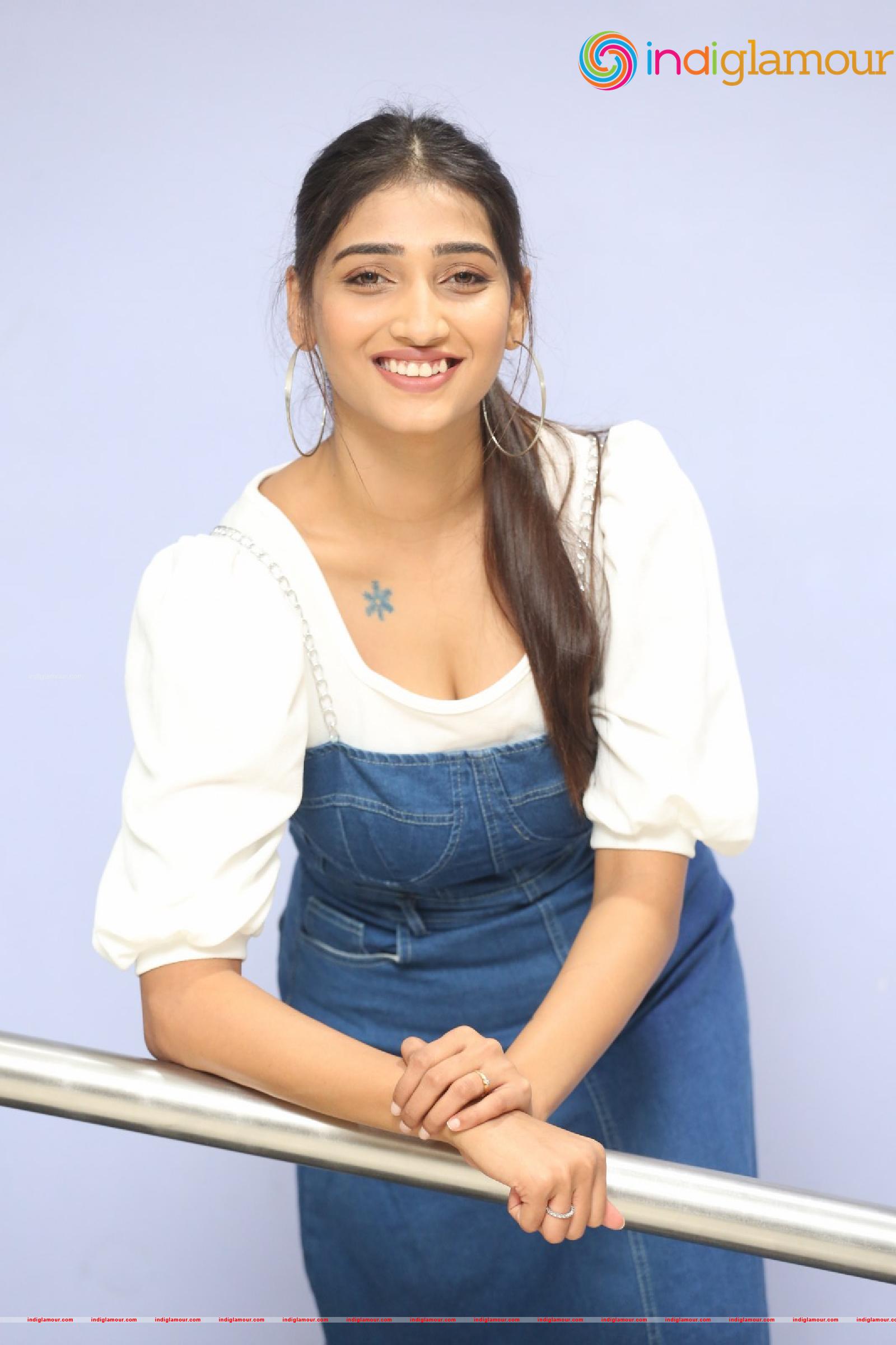 Priya Vadlamani Actress hd photo