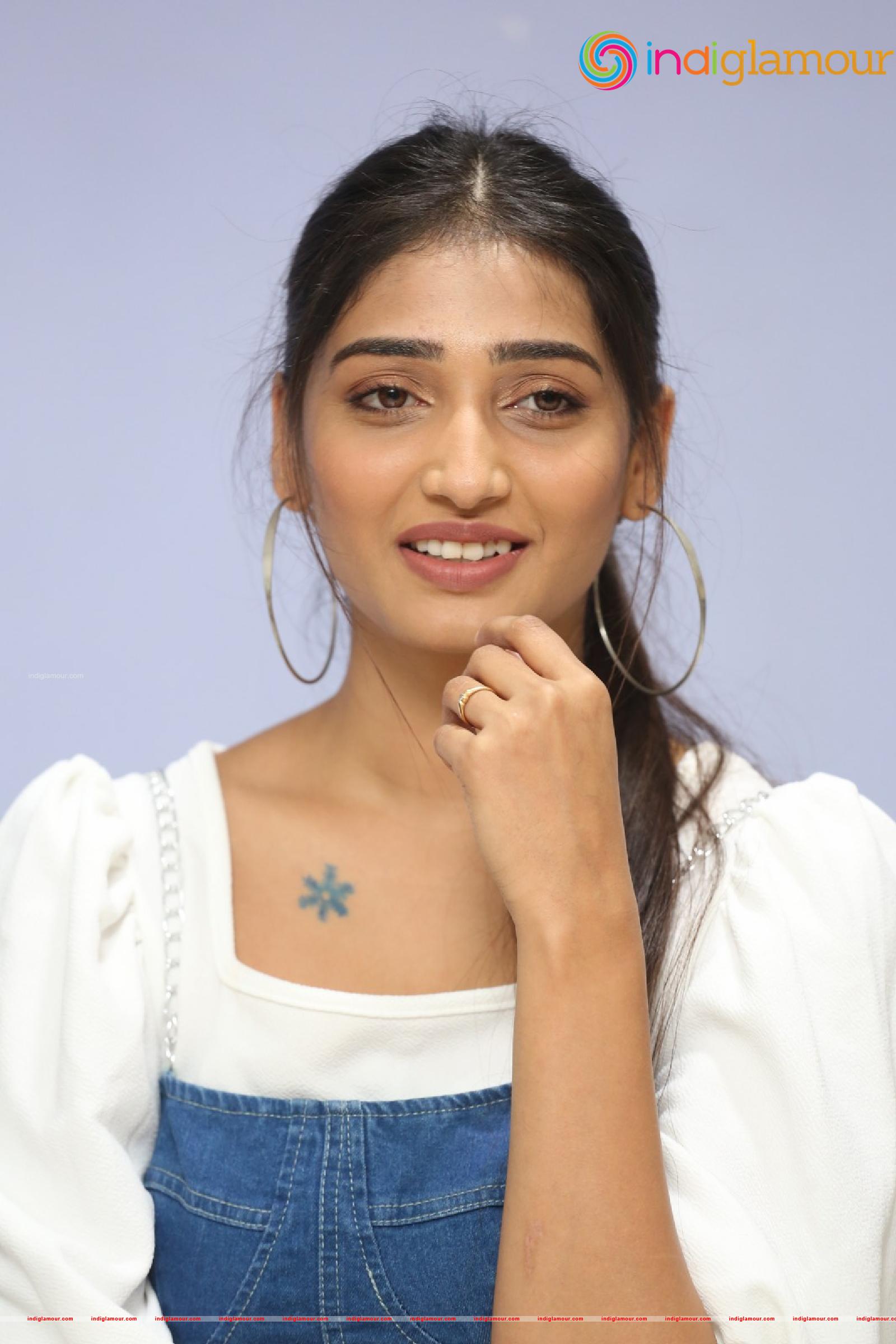 Priya Vadlamani Actress hd photo