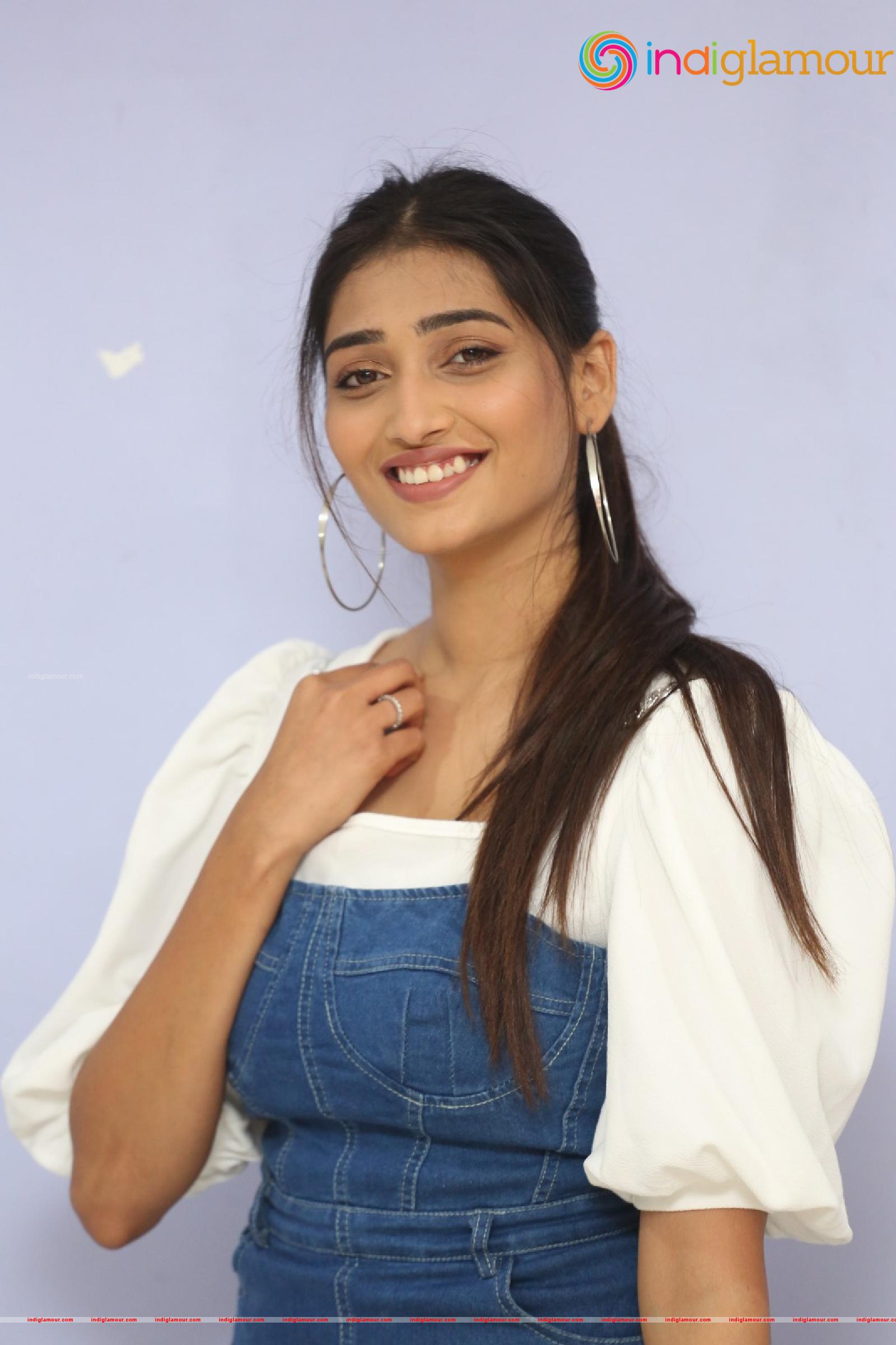 Priya Vadlamani Actress hd photo