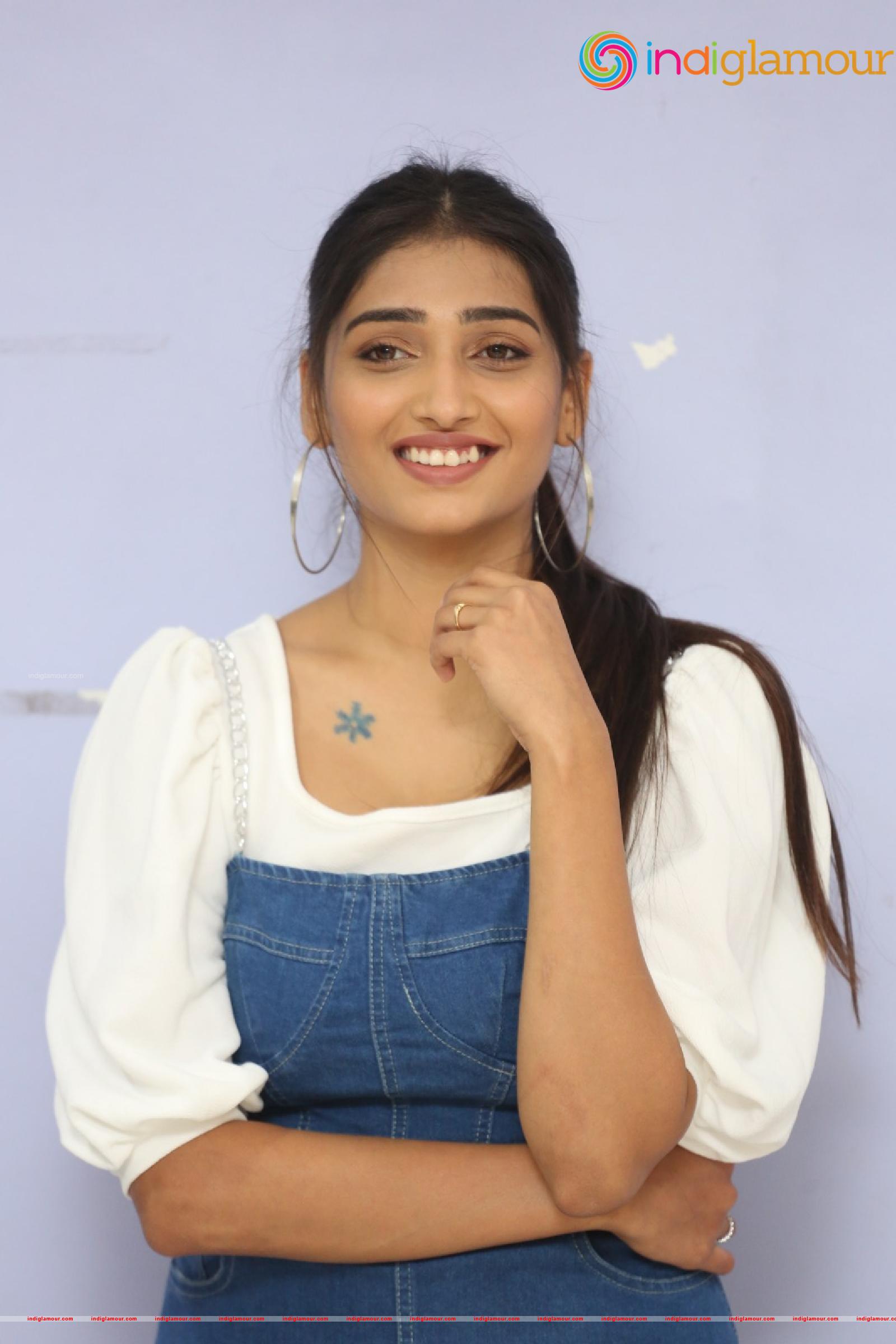 Priya Vadlamani Actress hd photo