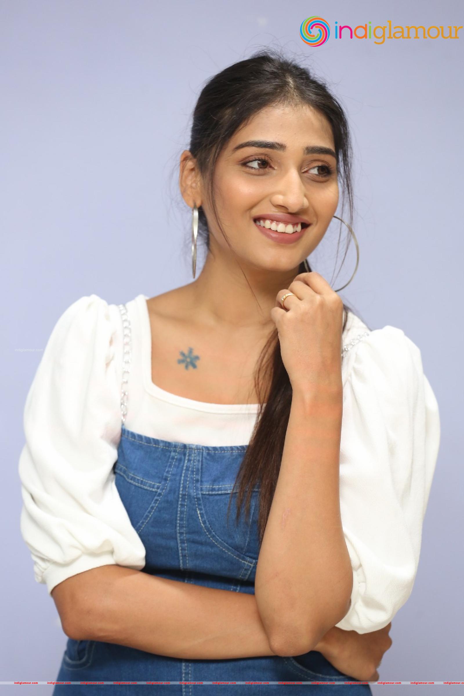 Priya Vadlamani Actress hd photo