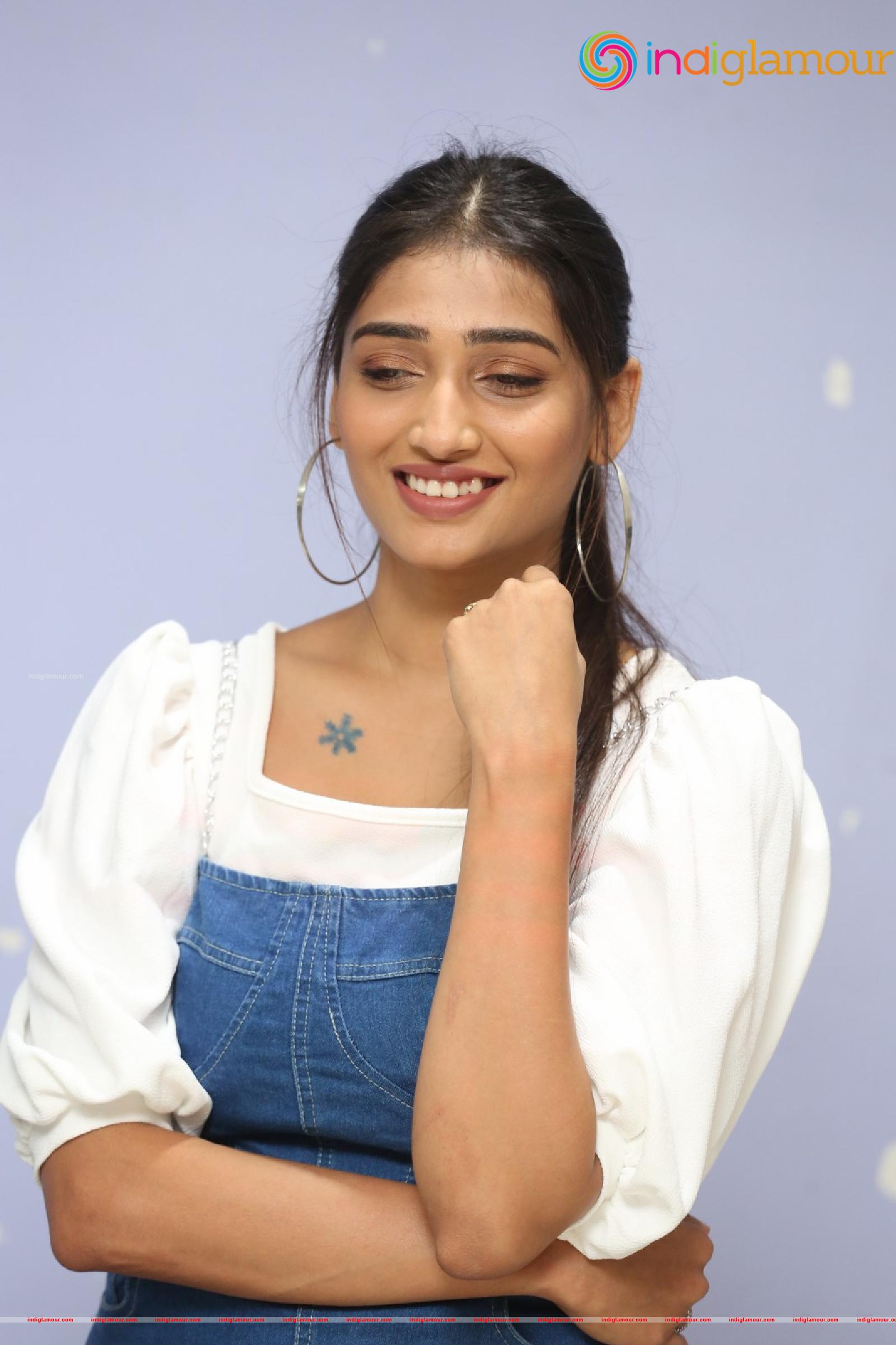 Priya Vadlamani Actress hd photo