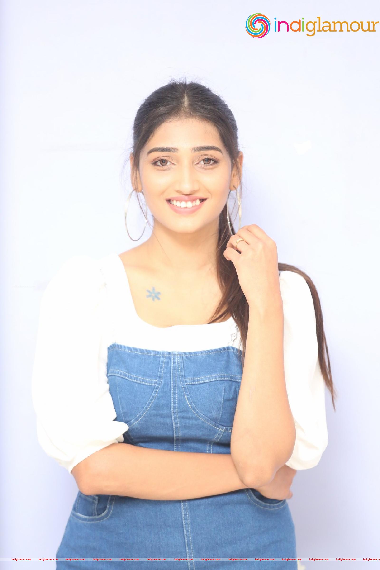 Priya Vadlamani Actress hd photo