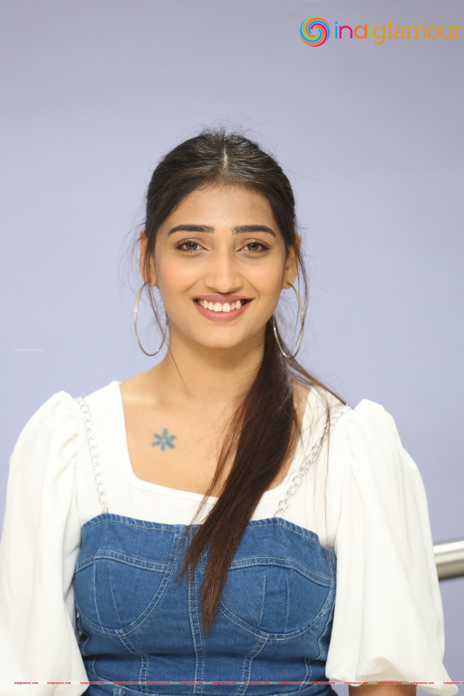 Priya Vadlamani Actress hd photo