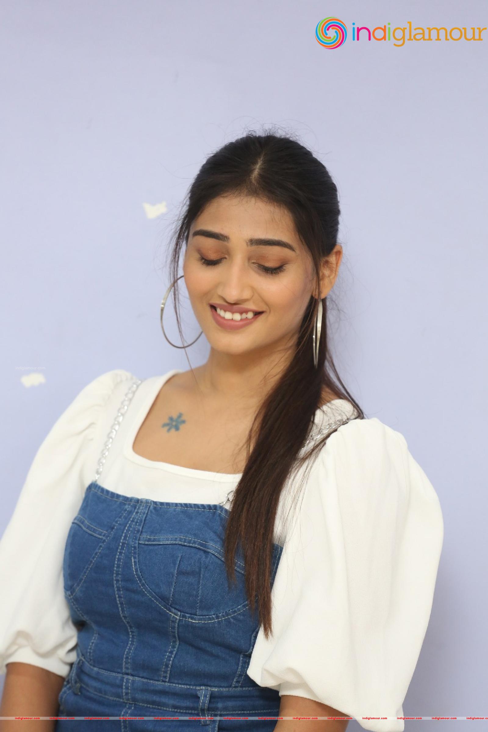 Priya Vadlamani Actress hd photo