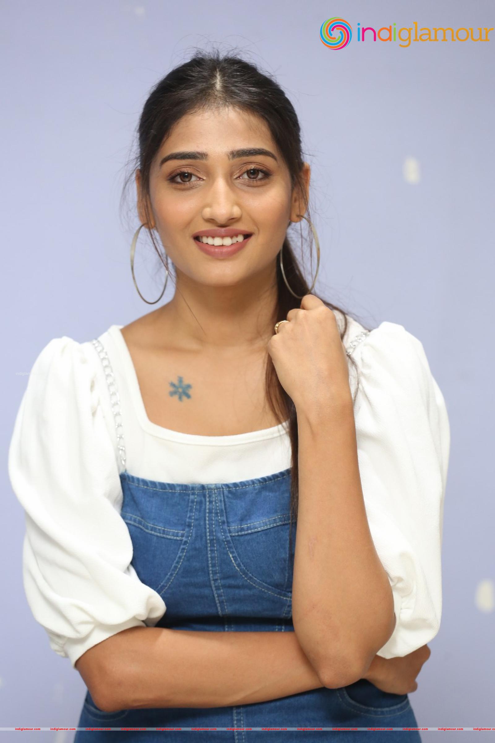 Priya Vadlamani Actress hd photo