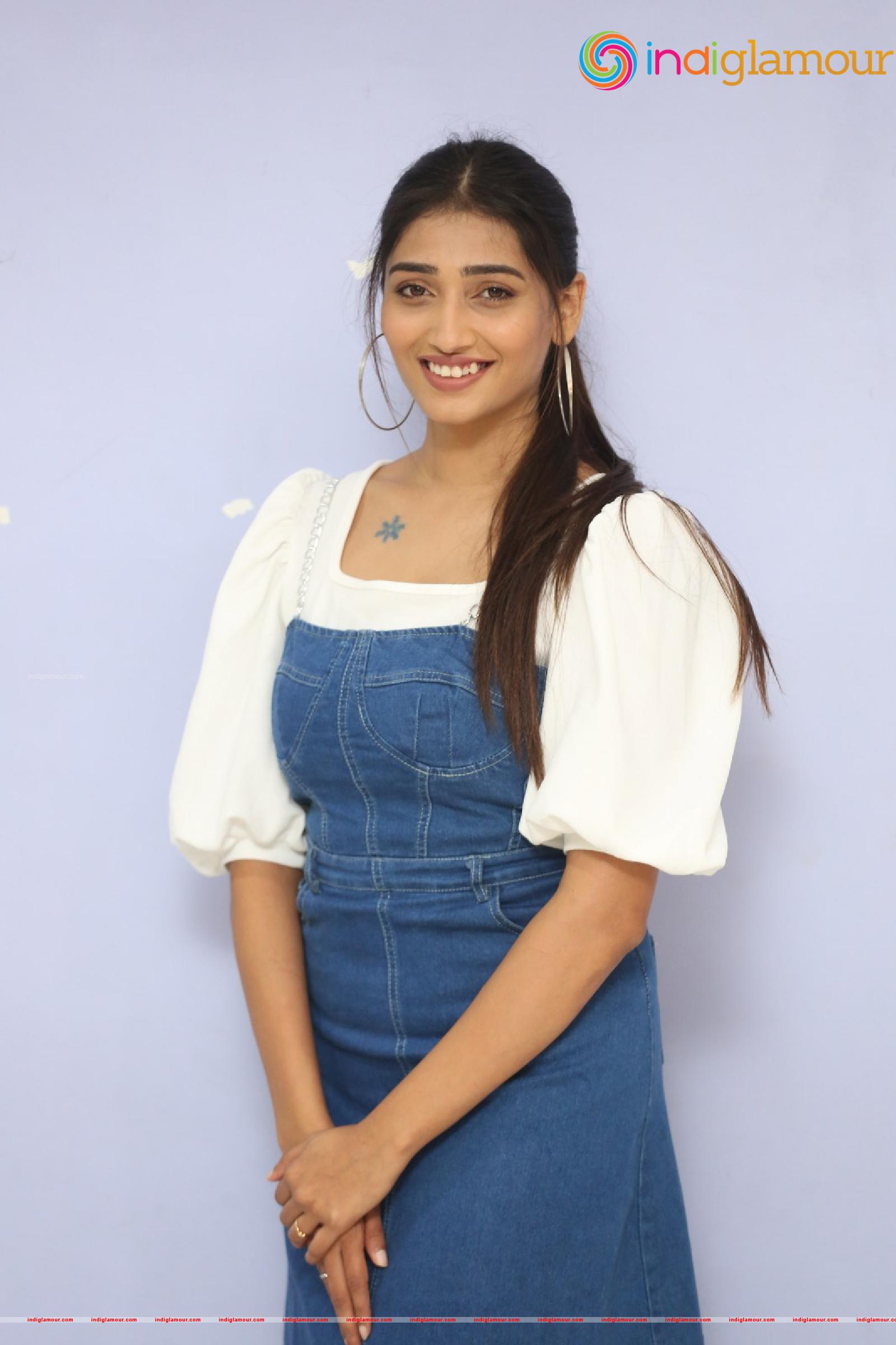 Priya Vadlamani Actress hd photo