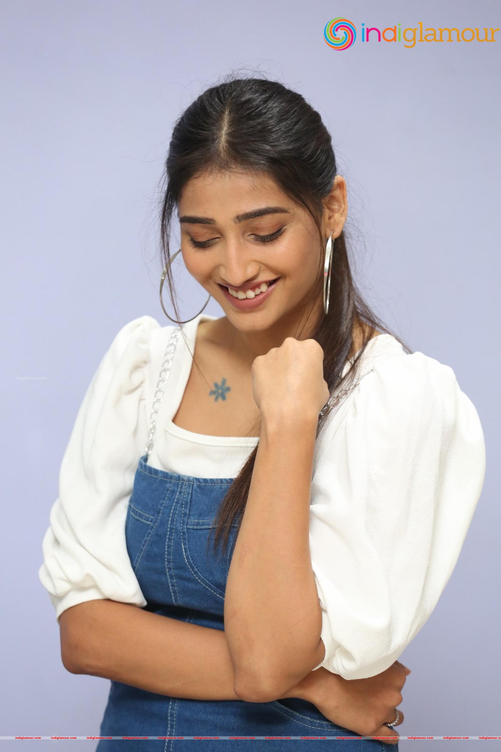 Priya Vadlamani Actress hd photo