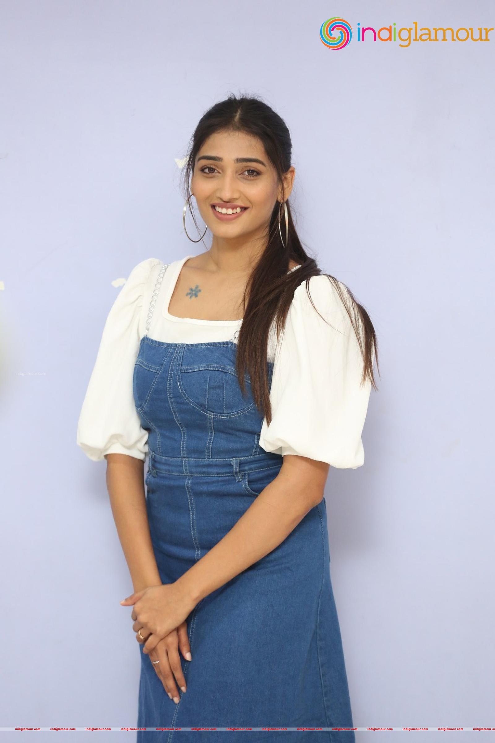 Priya Vadlamani Actress hd photo