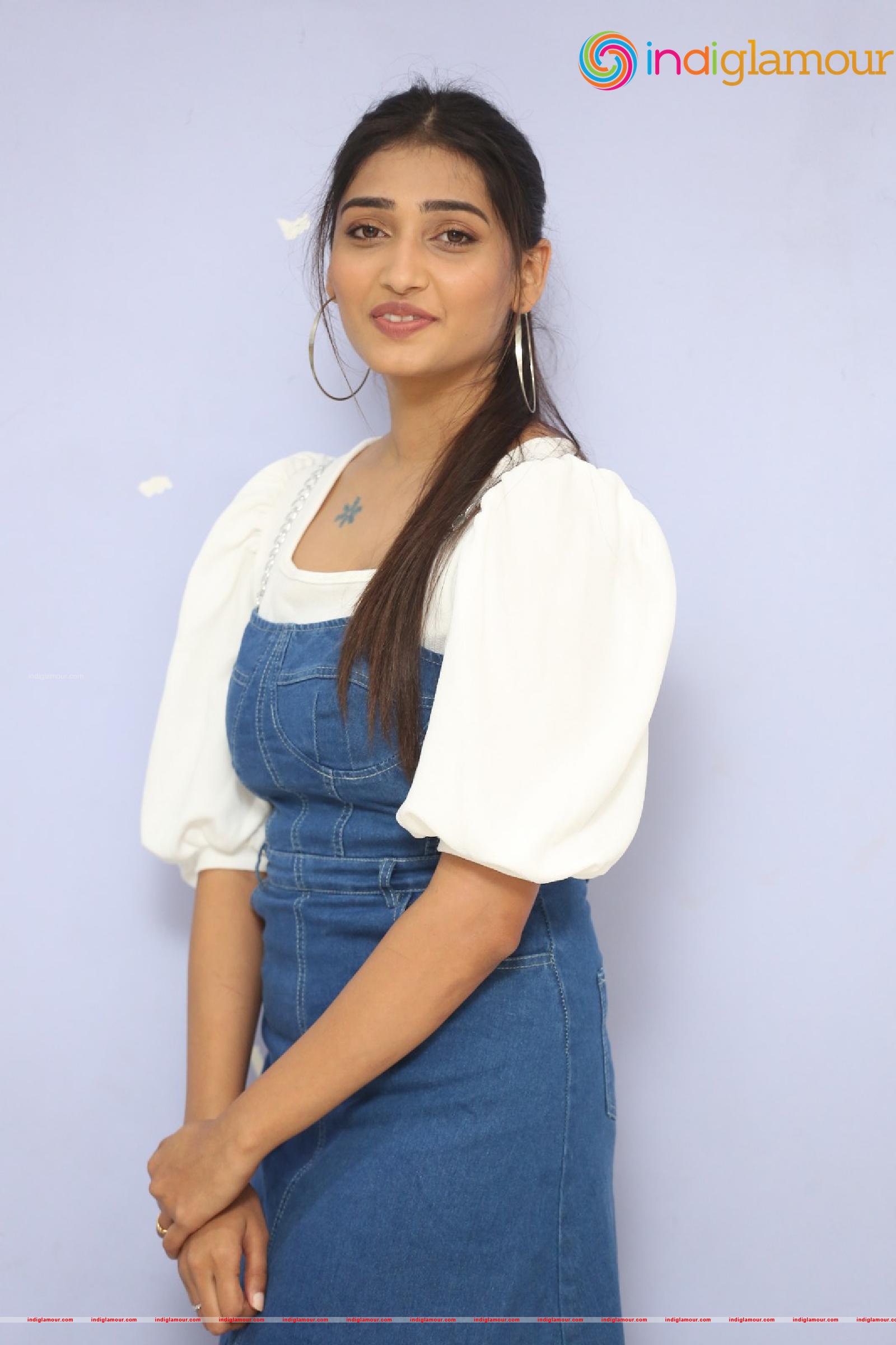 Priya Vadlamani Actress hd photo