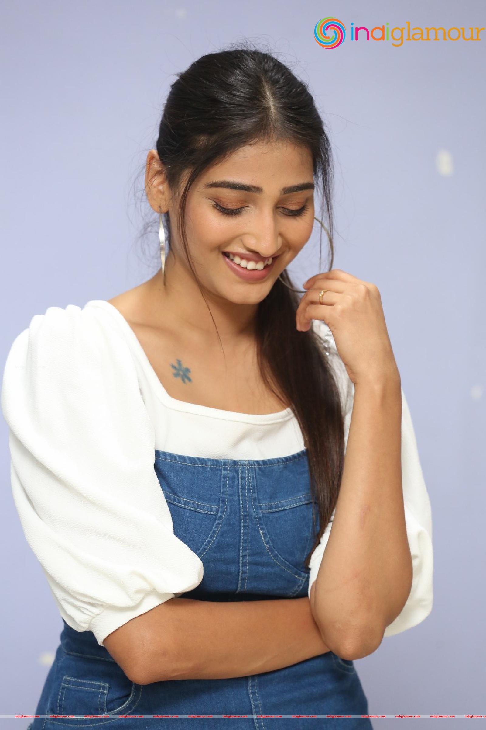 Priya Vadlamani Actress hd photo
