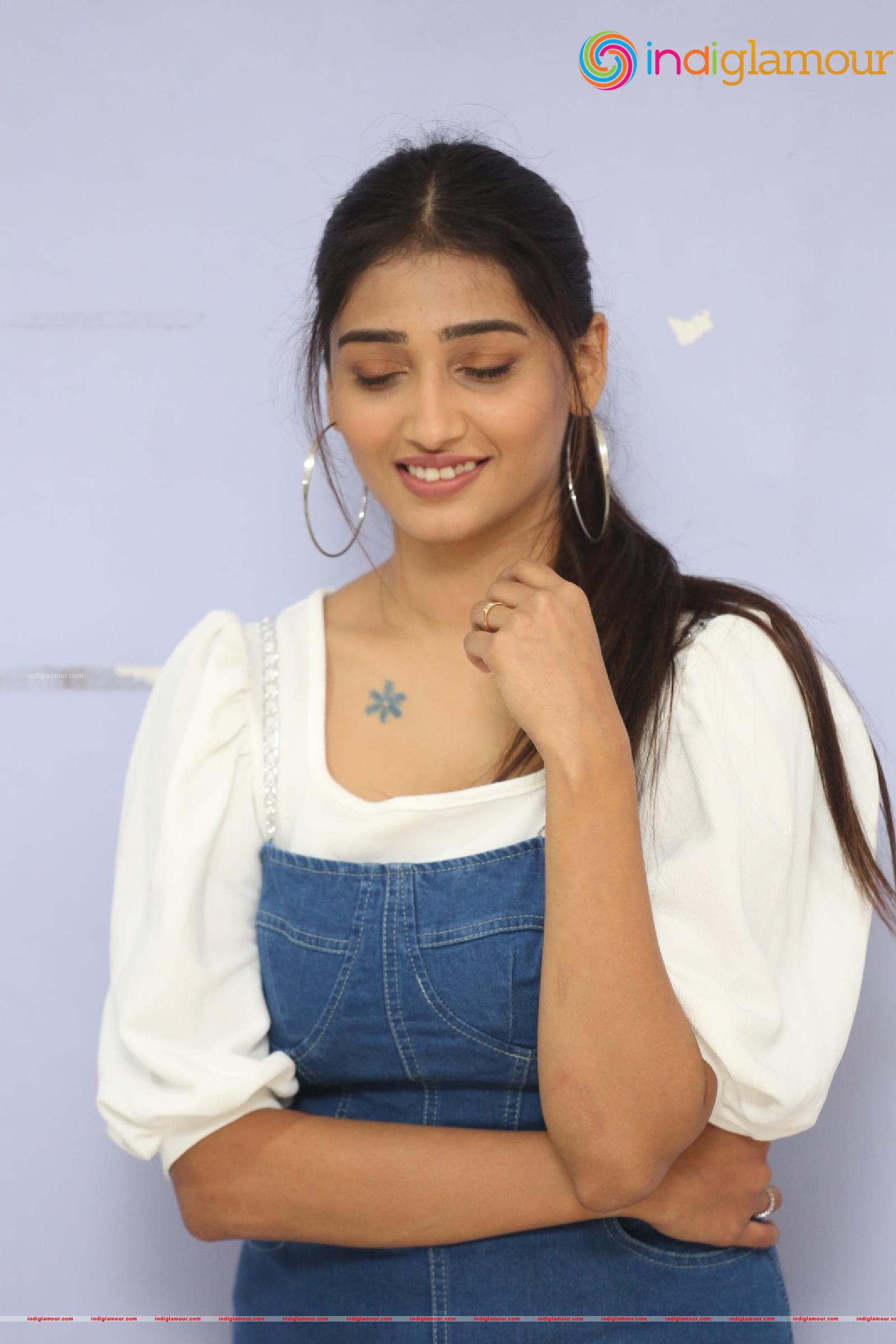 Priya Vadlamani Actress hd photo