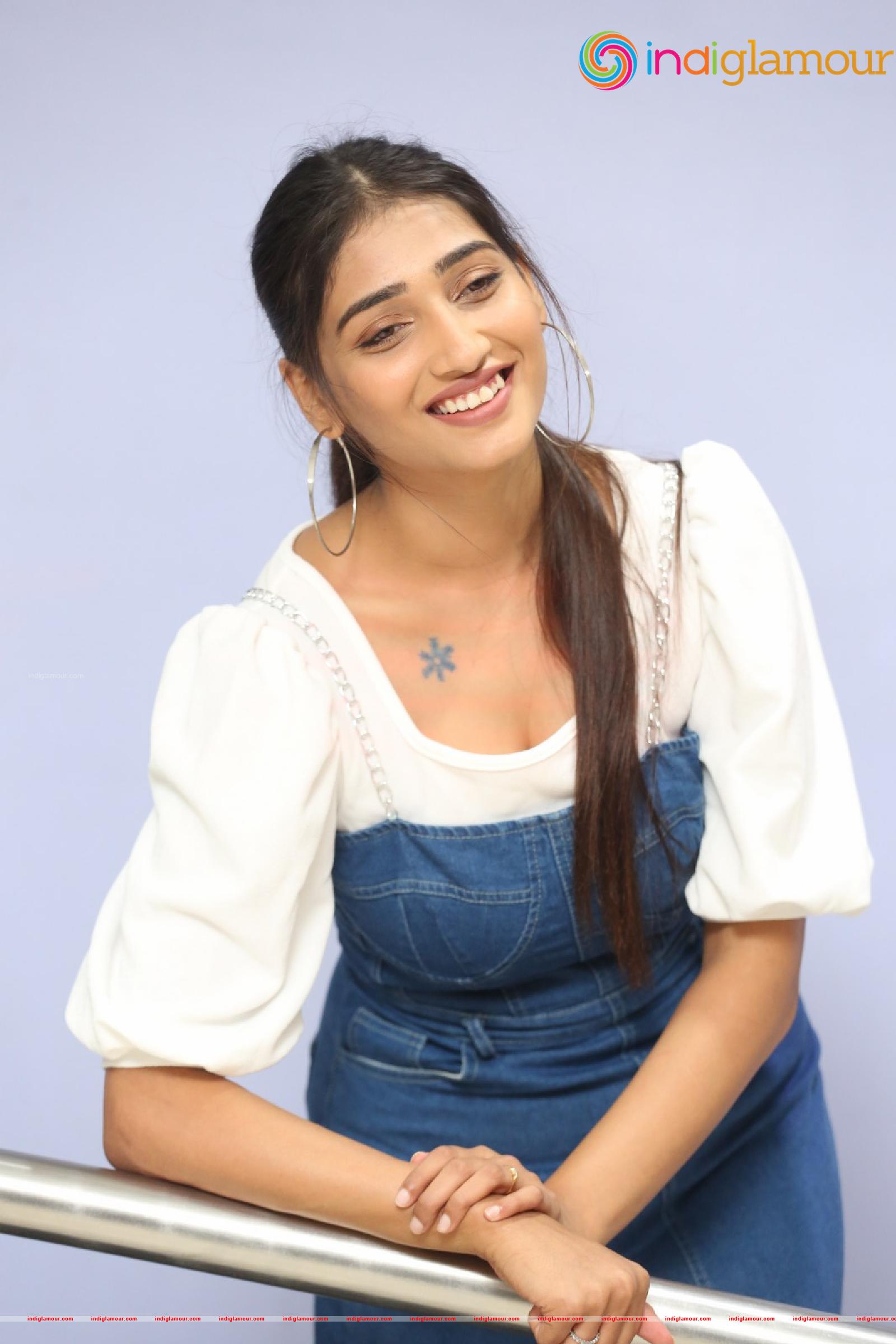 Priya Vadlamani Actress hd photo