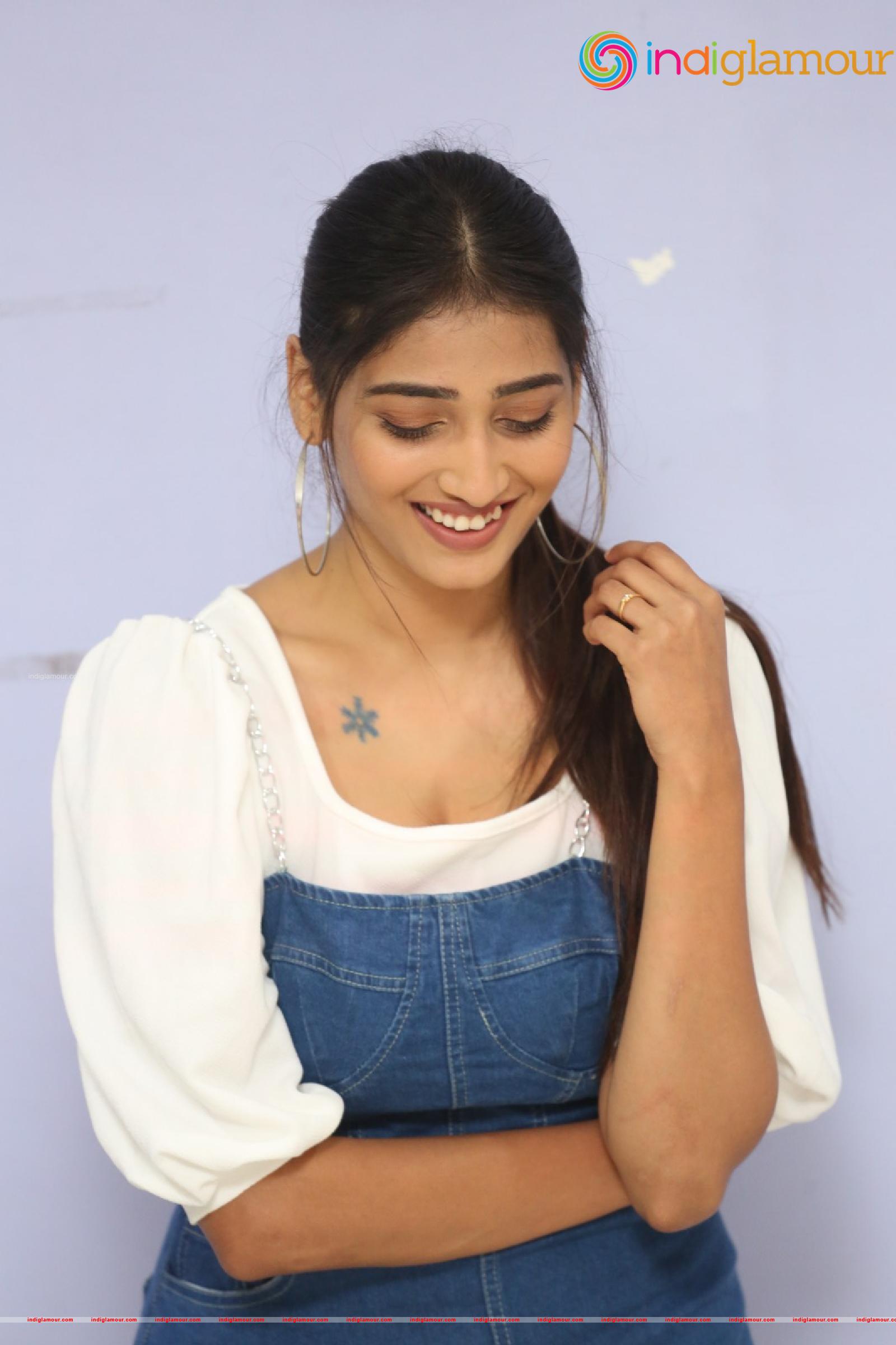 Priya Vadlamani Actress hd photo