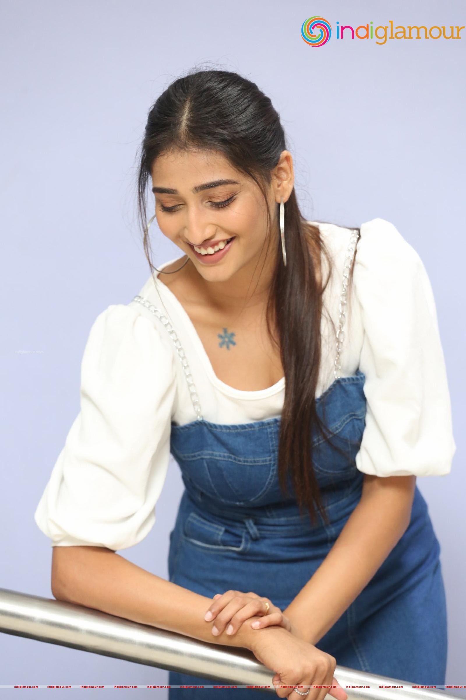Priya Vadlamani Actress hd photo