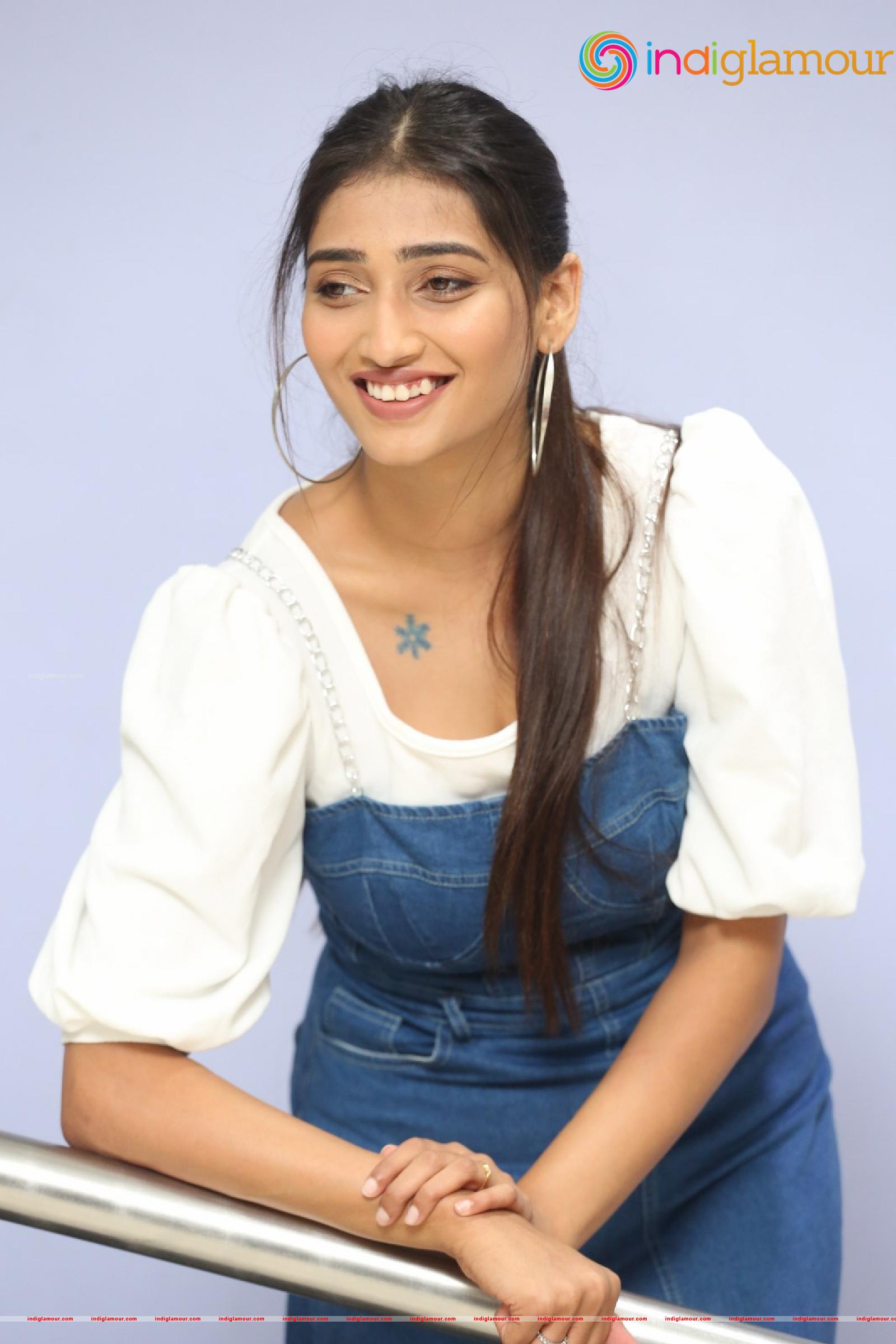 Priya Vadlamani Actress hd photo