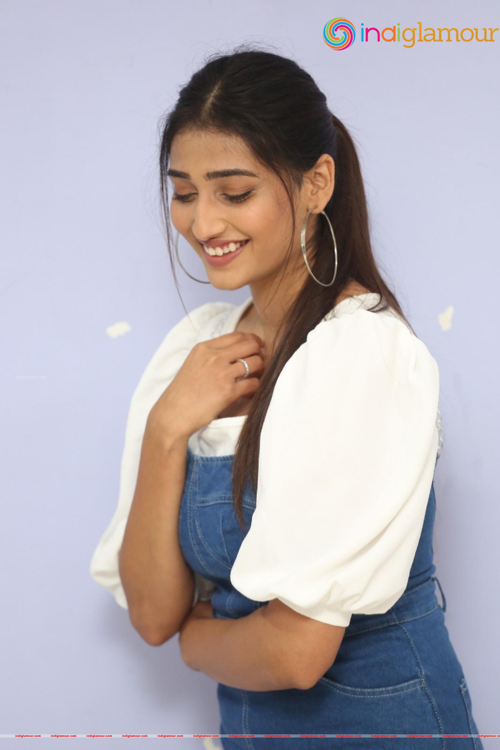 Priya Vadlamani Actress hd photo