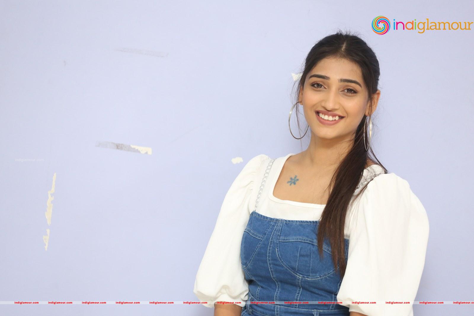Priya Vadlamani Actress hd photo