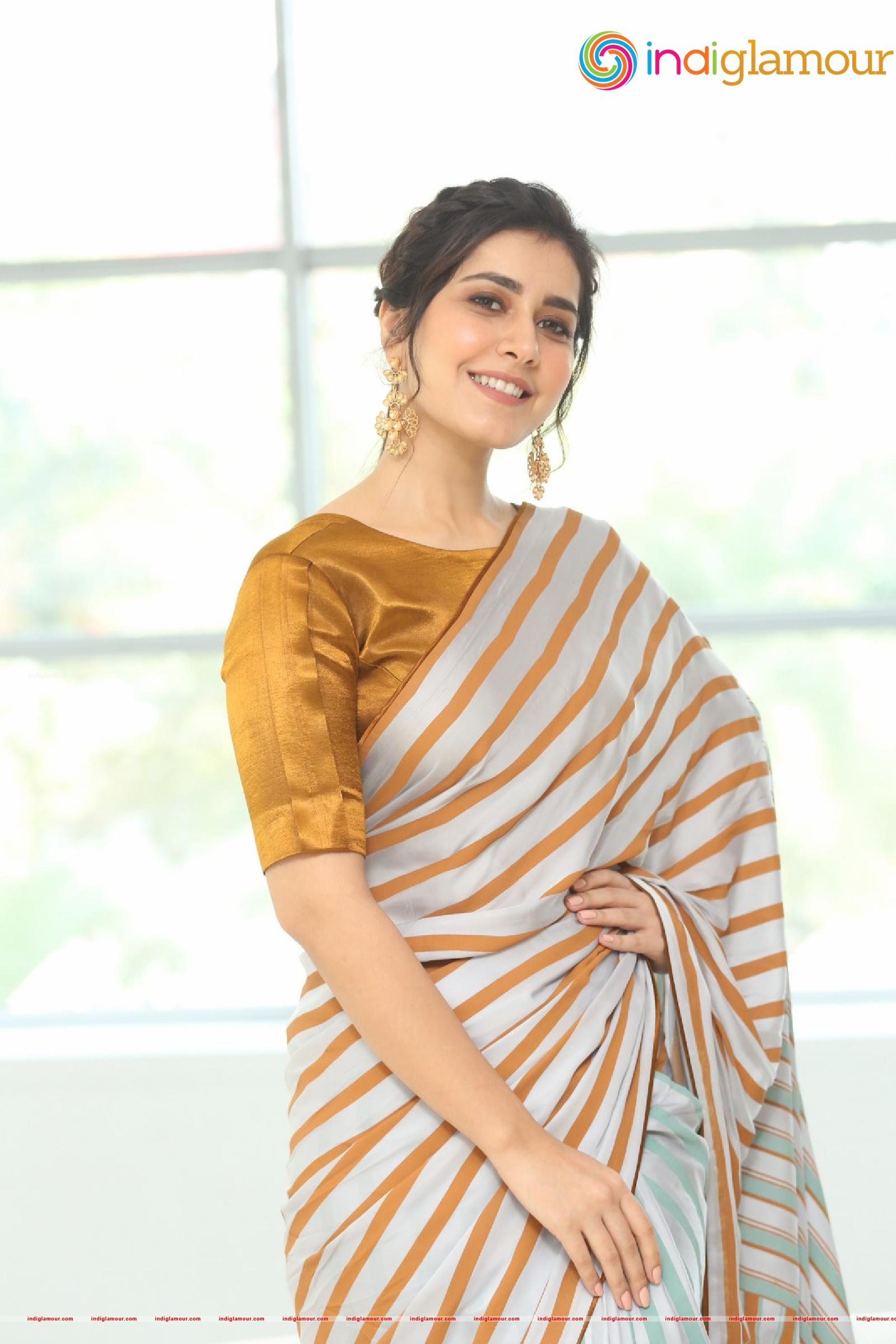 Raashi Khanna Actress hd photo
