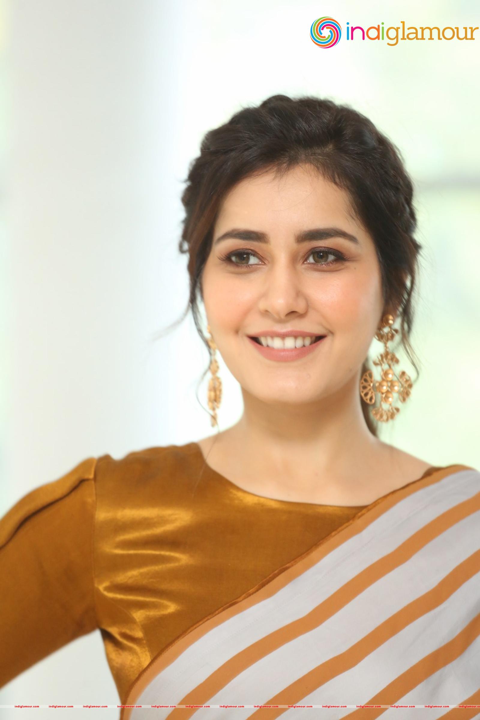Raashi Khanna Actress hd photo