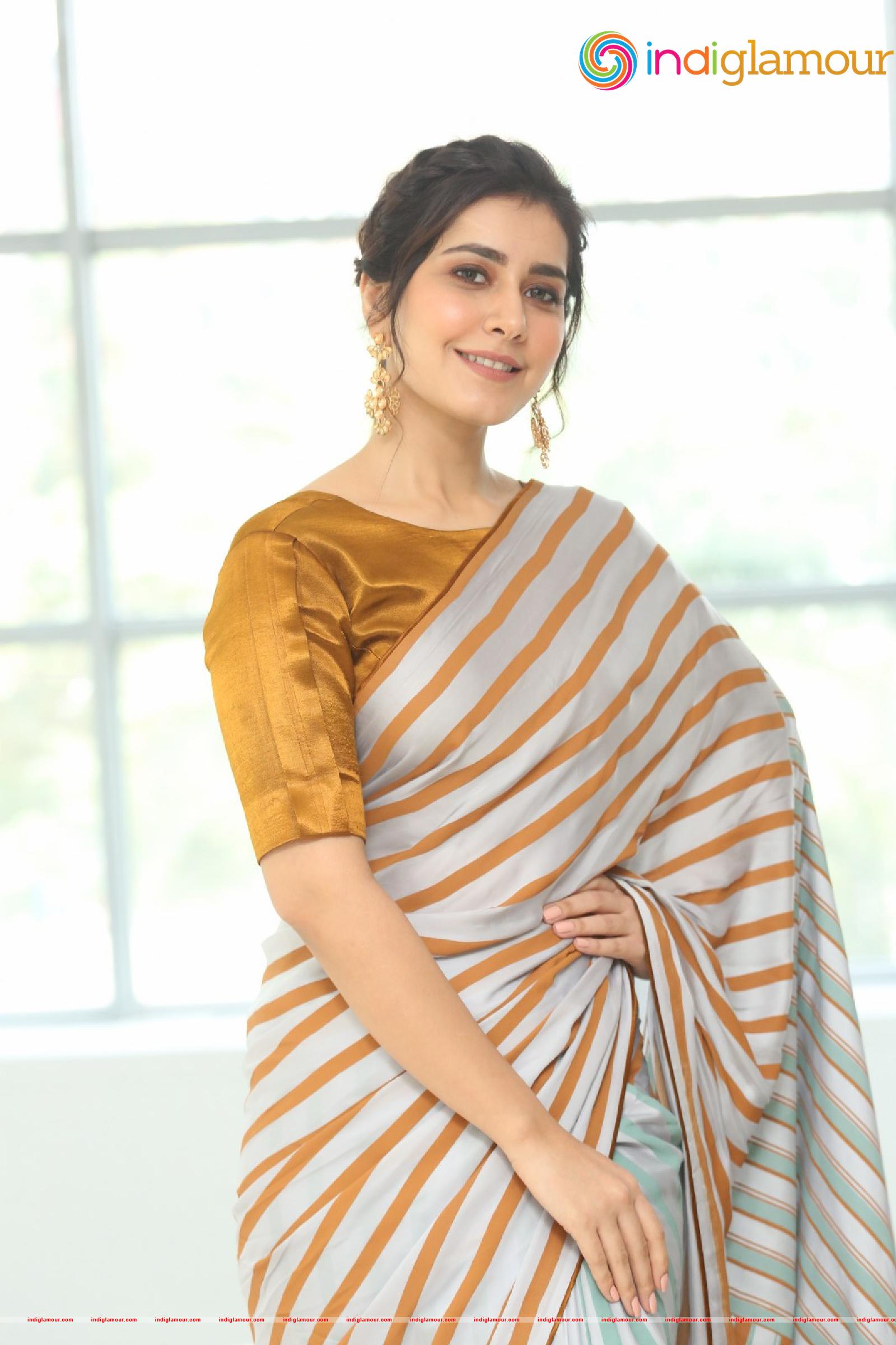 Raashi Khanna Actress hd photo