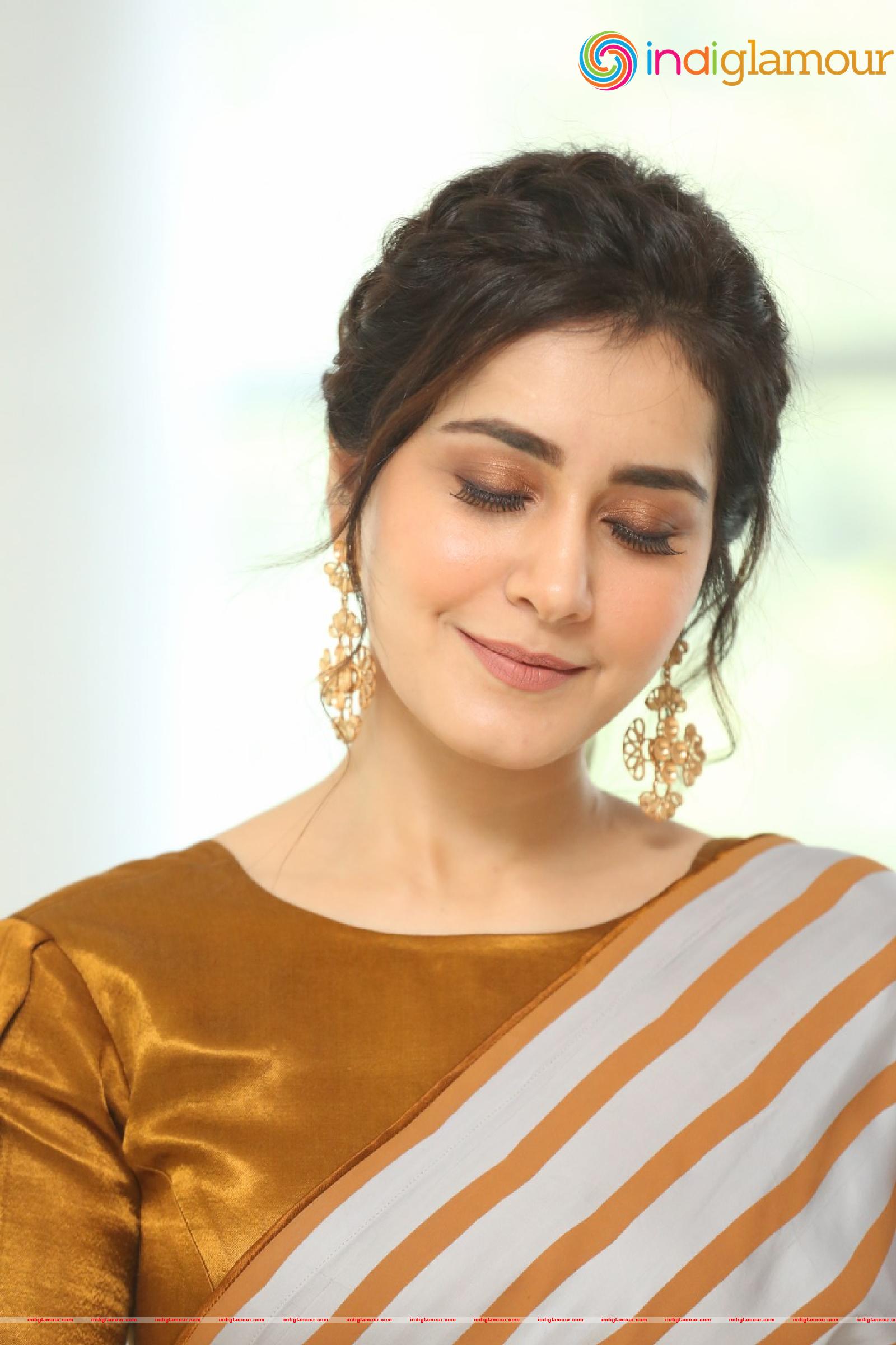 Raashi Khanna Actress hd photo