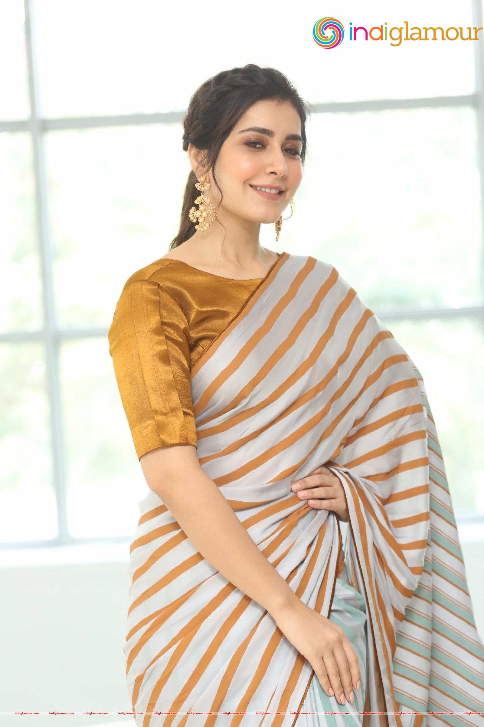 Raashi Khanna Actress hd photo