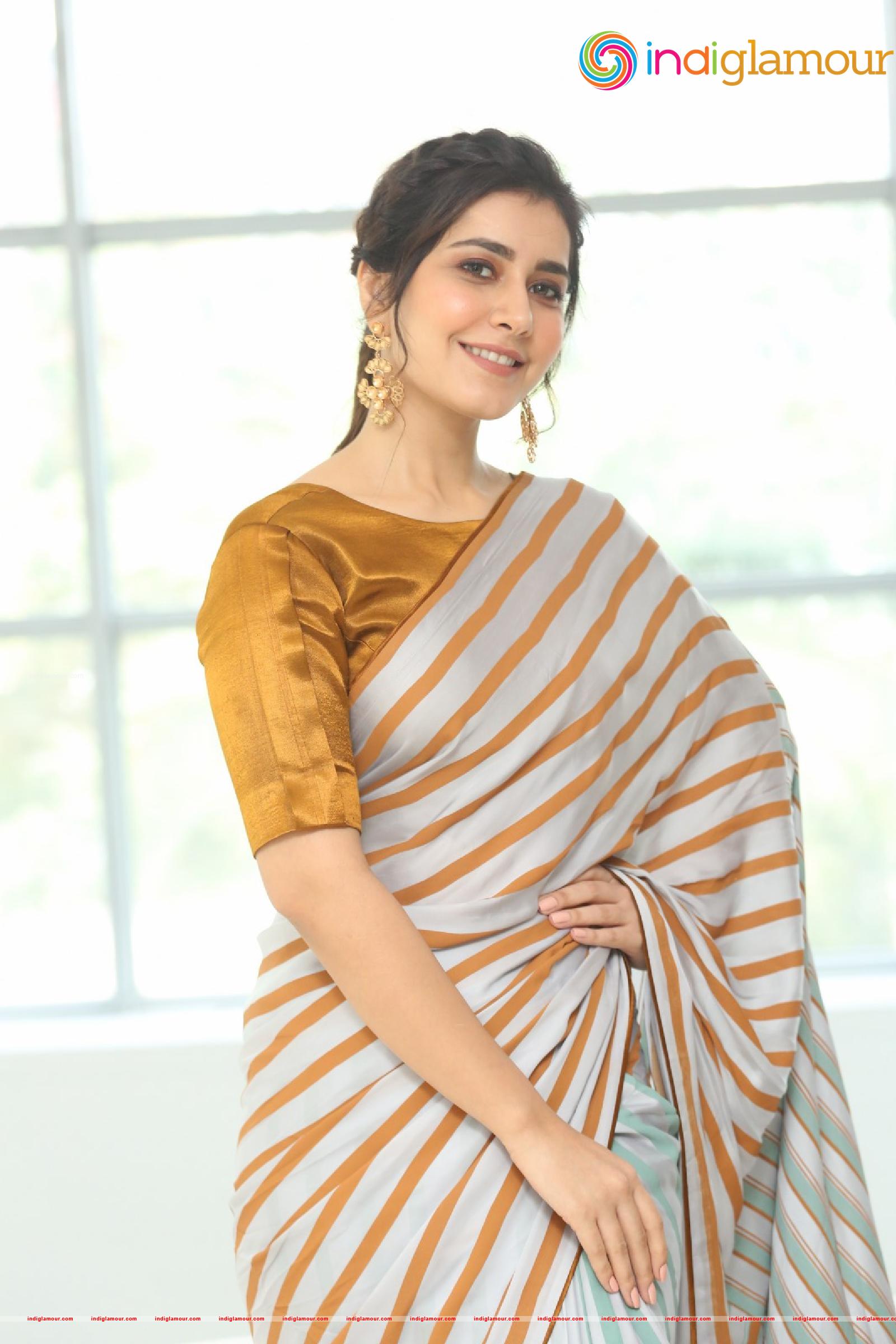 Raashi Khanna Actress hd photo