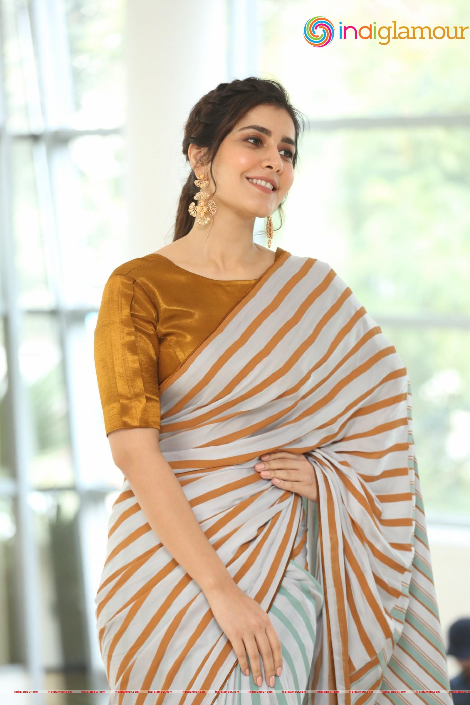 Raashi Khanna Actress hd photo
