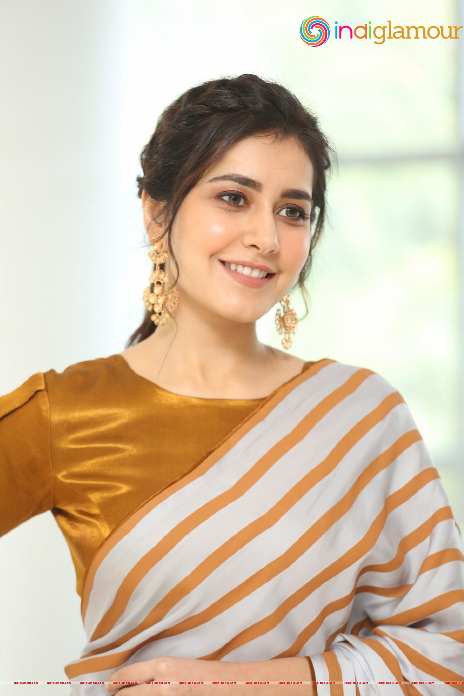 Raashi Khanna Actress hd photo