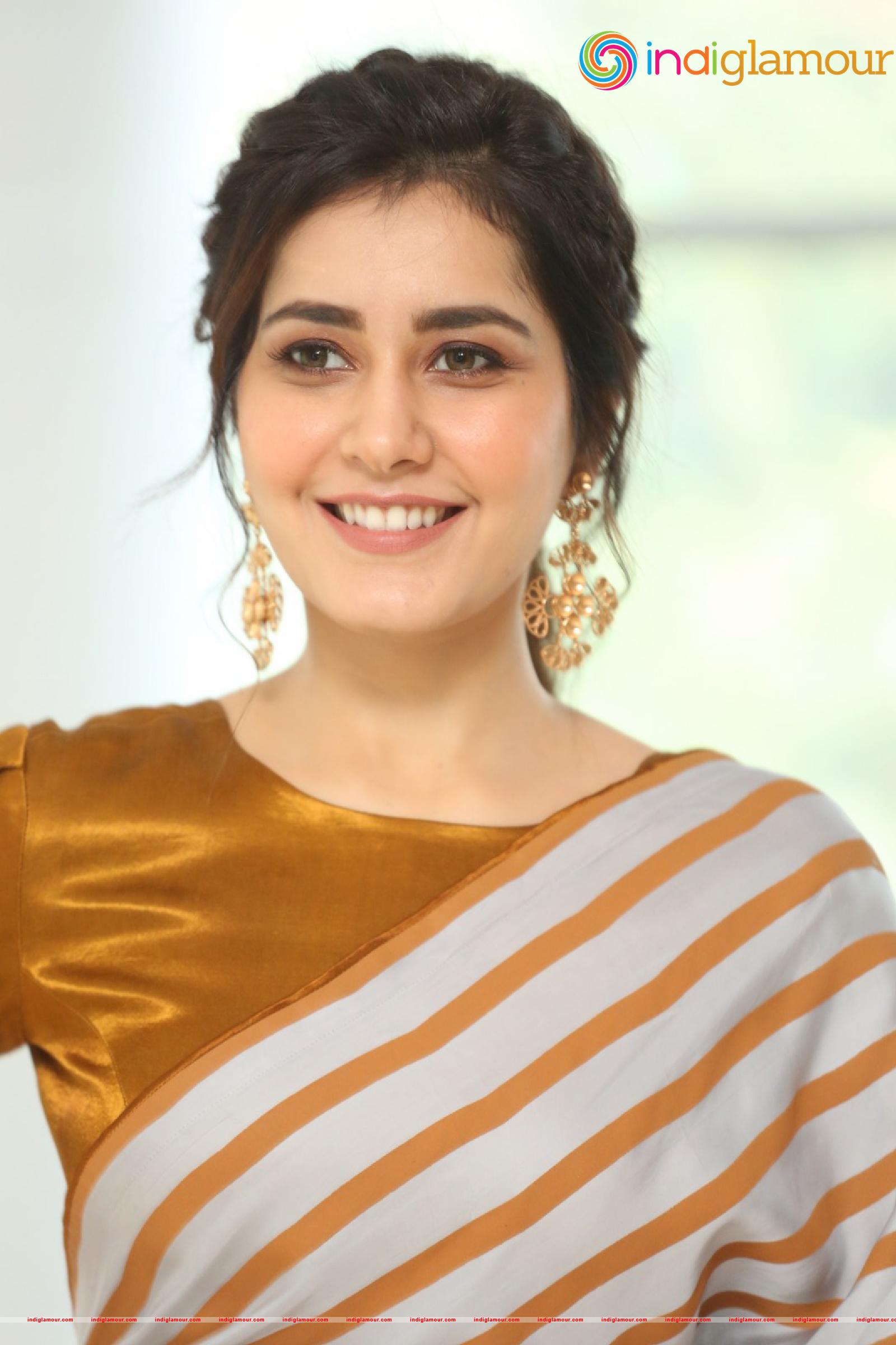 Raashi Khanna Actress hd photo