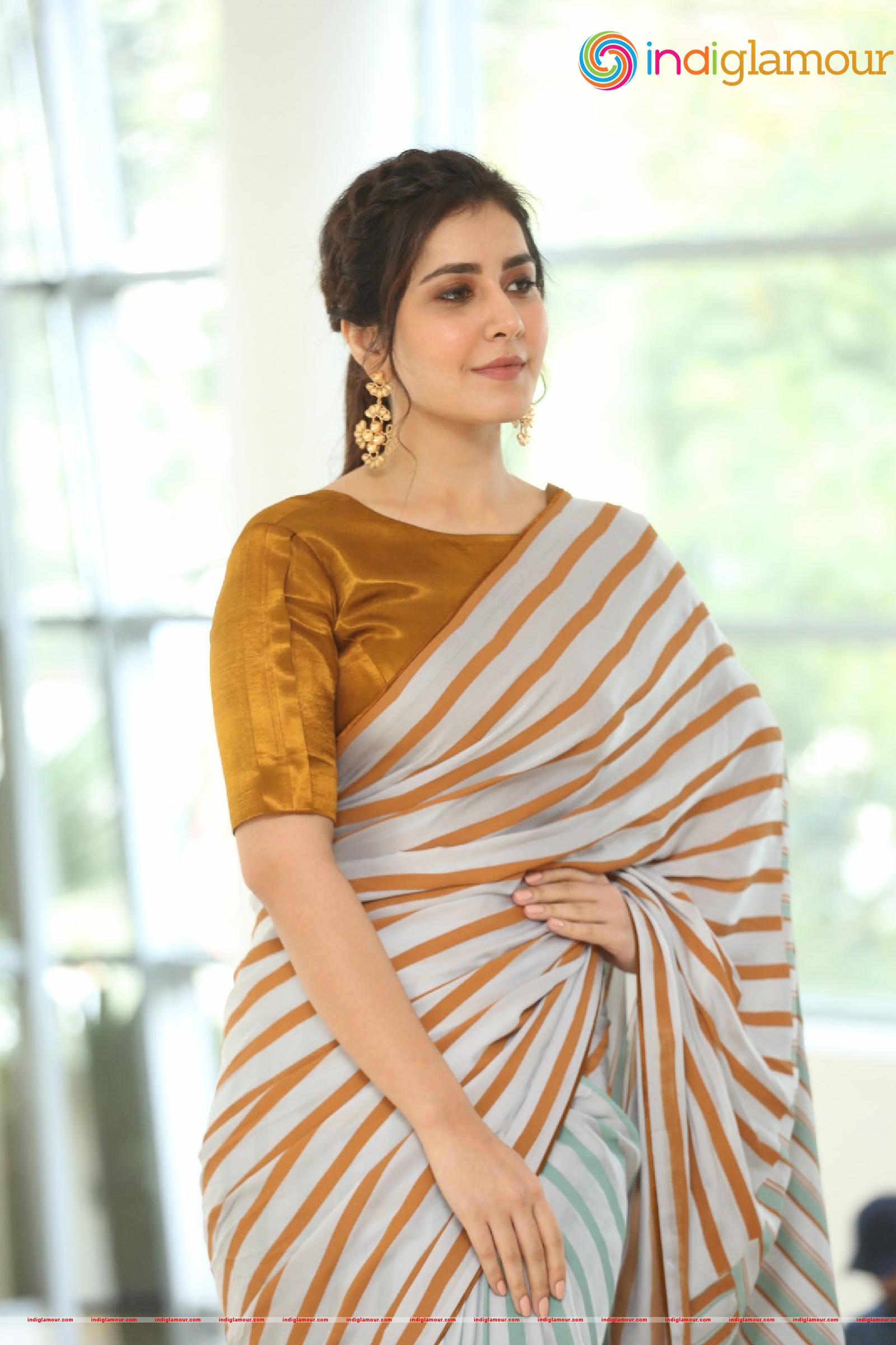 Raashi Khanna Actress hd photo